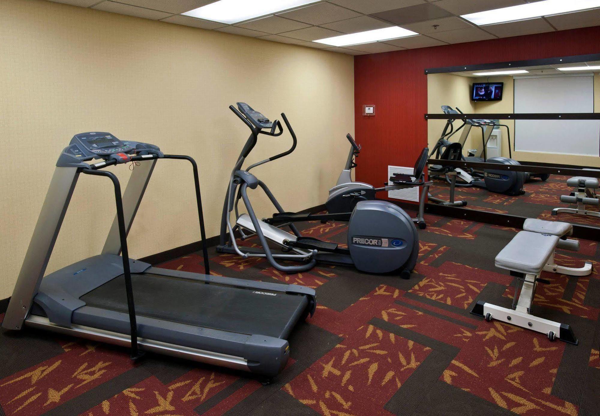 Courtyard By Marriott Orlando Mary North 3* Heathrow