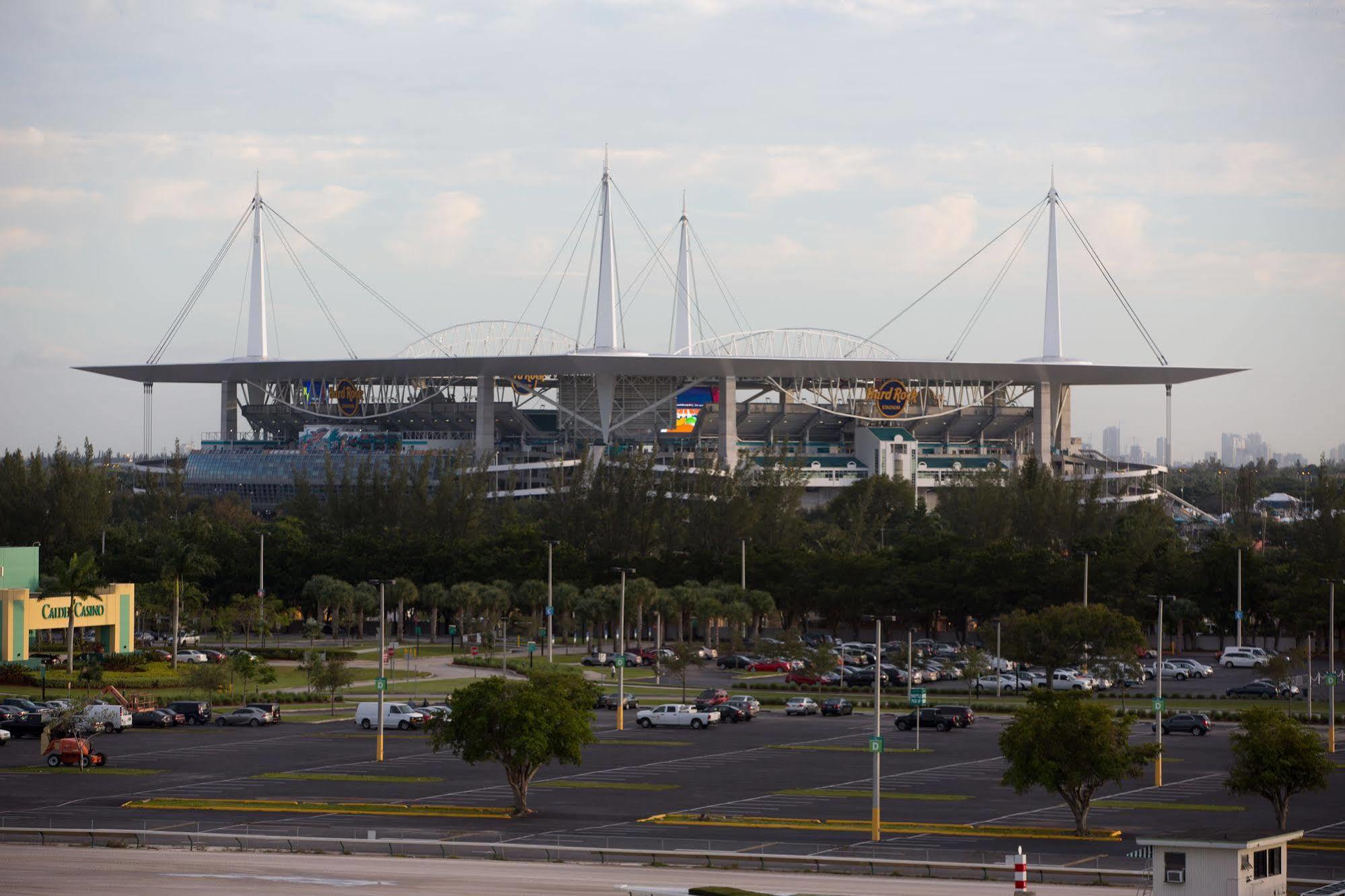 Stadium 3* Miami Gardens