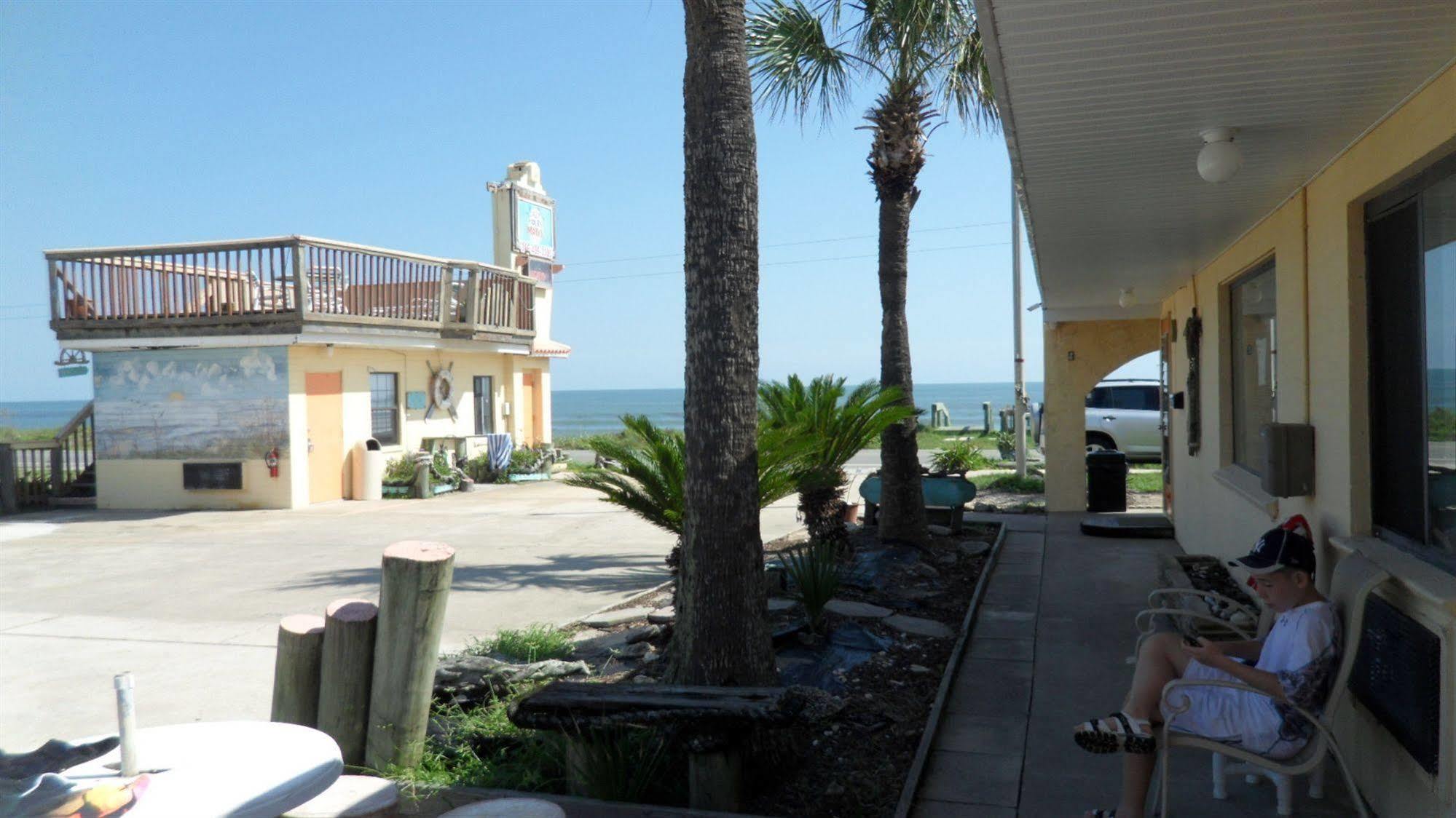 Lazy Hours 2* Flagler Beach