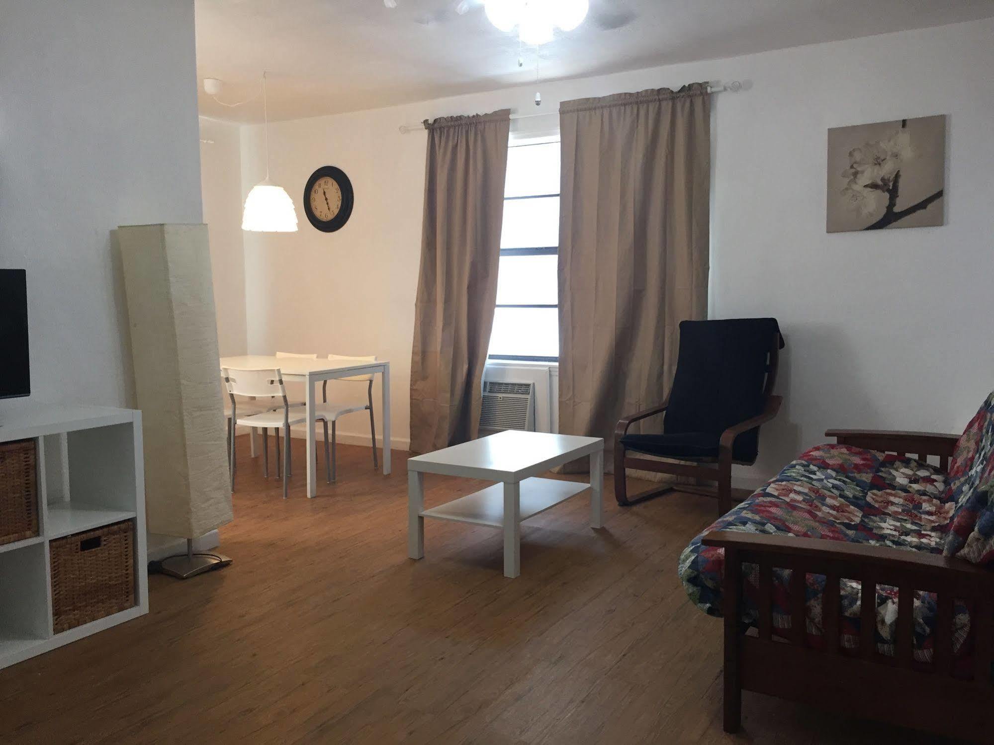 Silver Spray Motel 2*