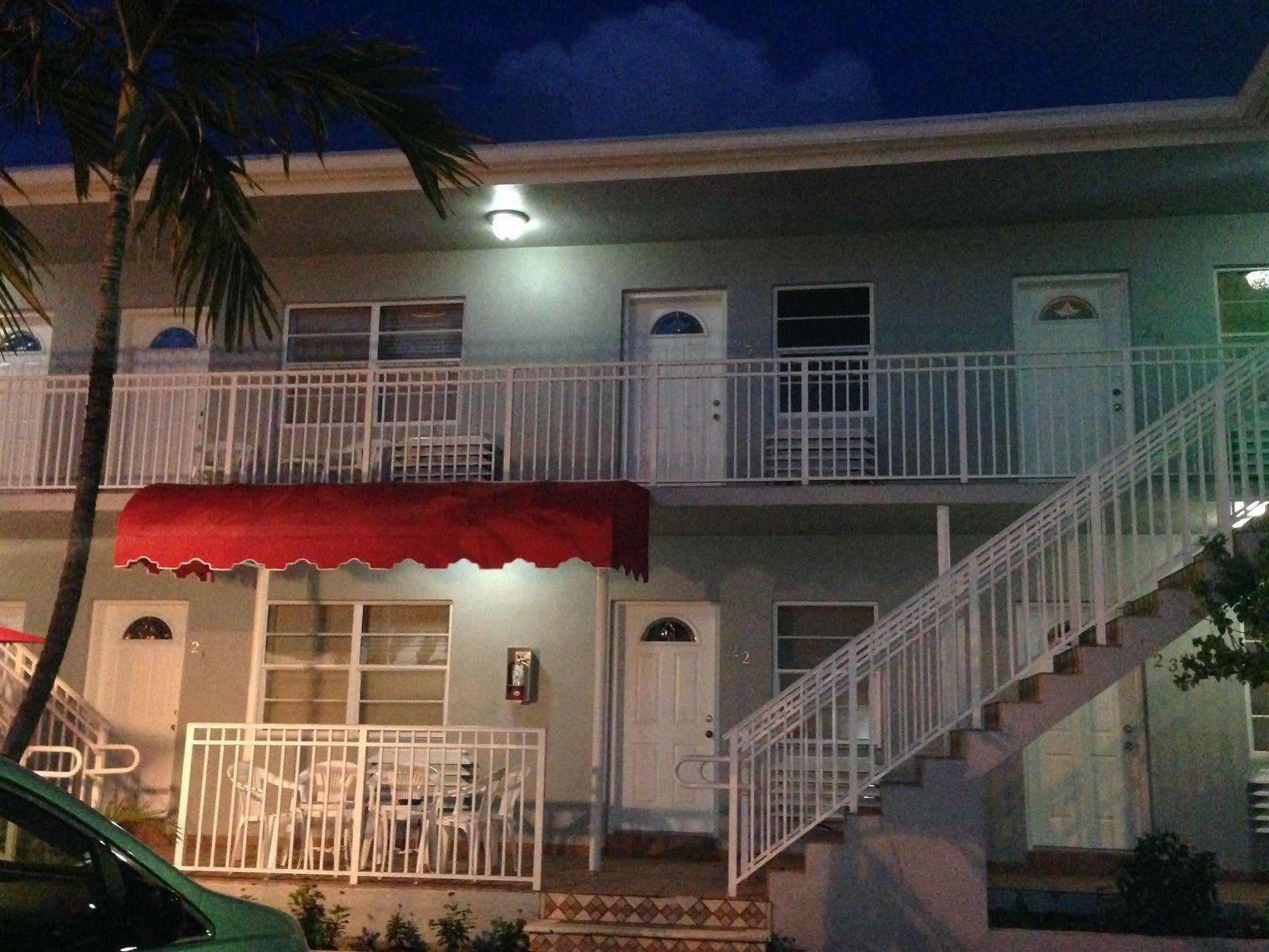 Motel Silver Spray 2*
