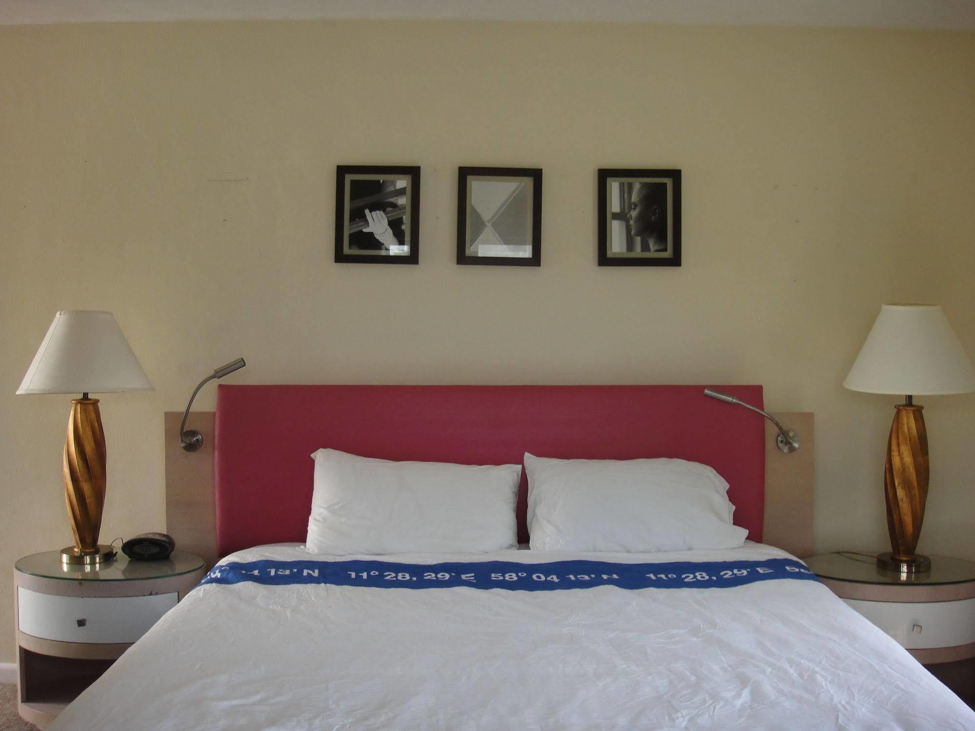 Motel House 2*