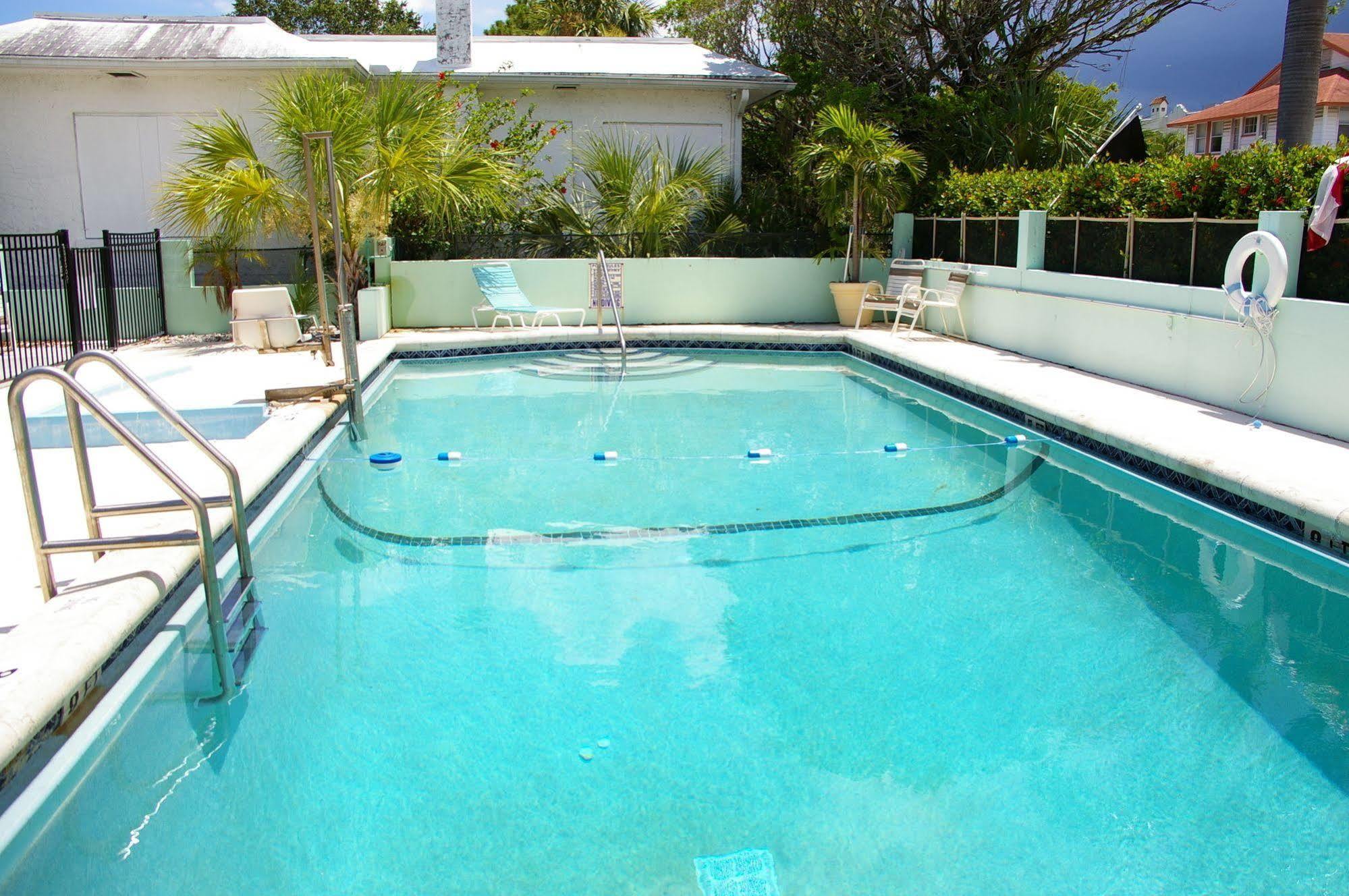 Motel House Lake Worth Beach