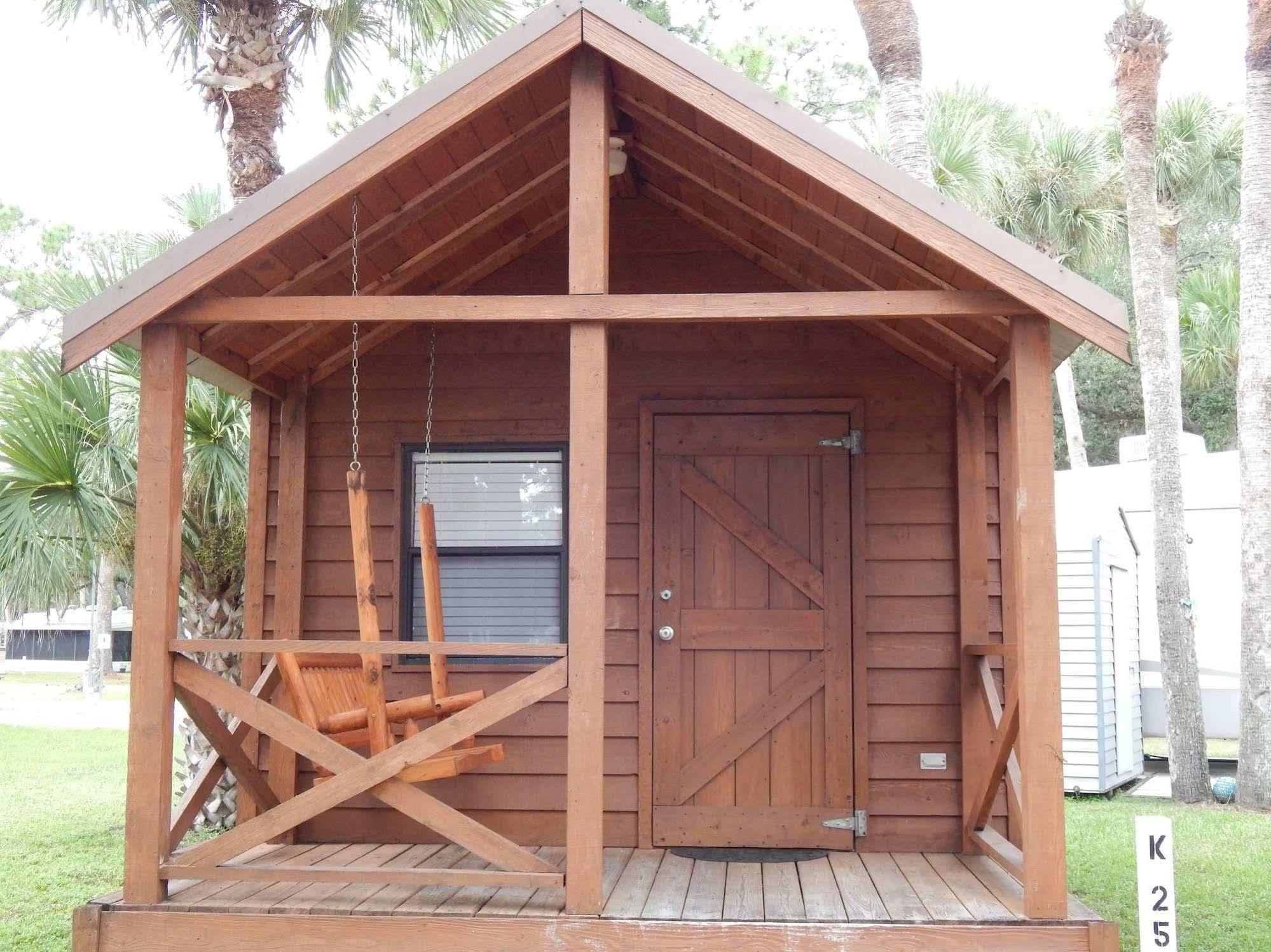 Lodge Road Runner Travel - Caravan Park *
