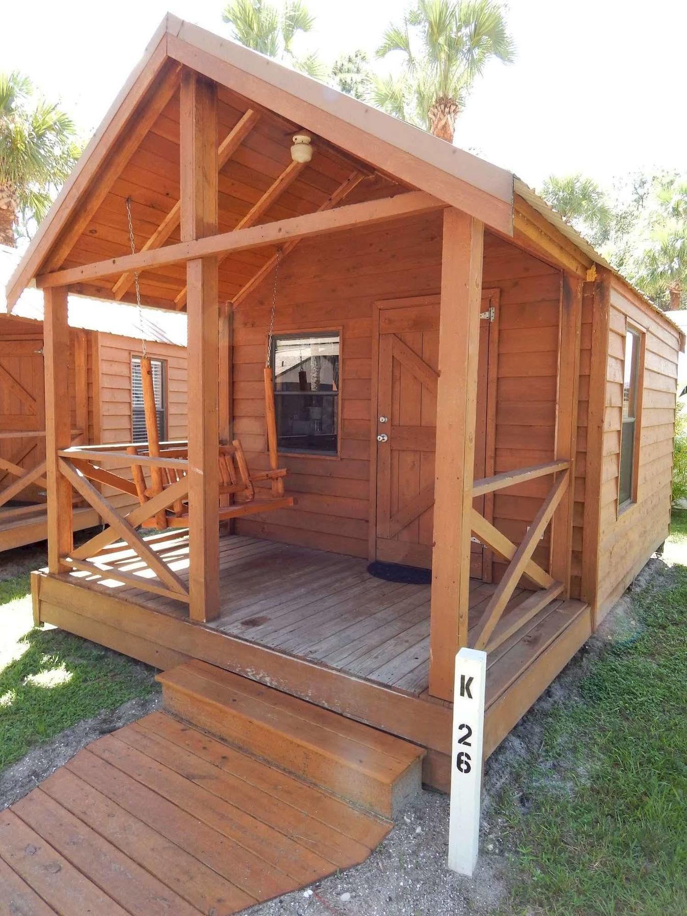 Road Runner Travel - Caravan Park Lodge Fort Pierce