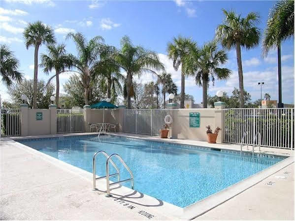 La Quinta By Wyndham Viera Hotel Melbourne