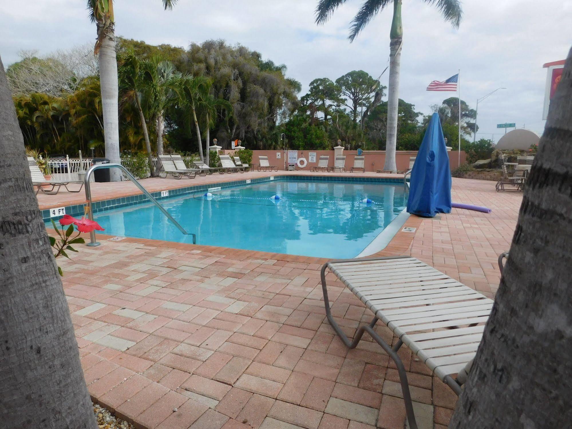 Motel Hibiscus - Sarasota