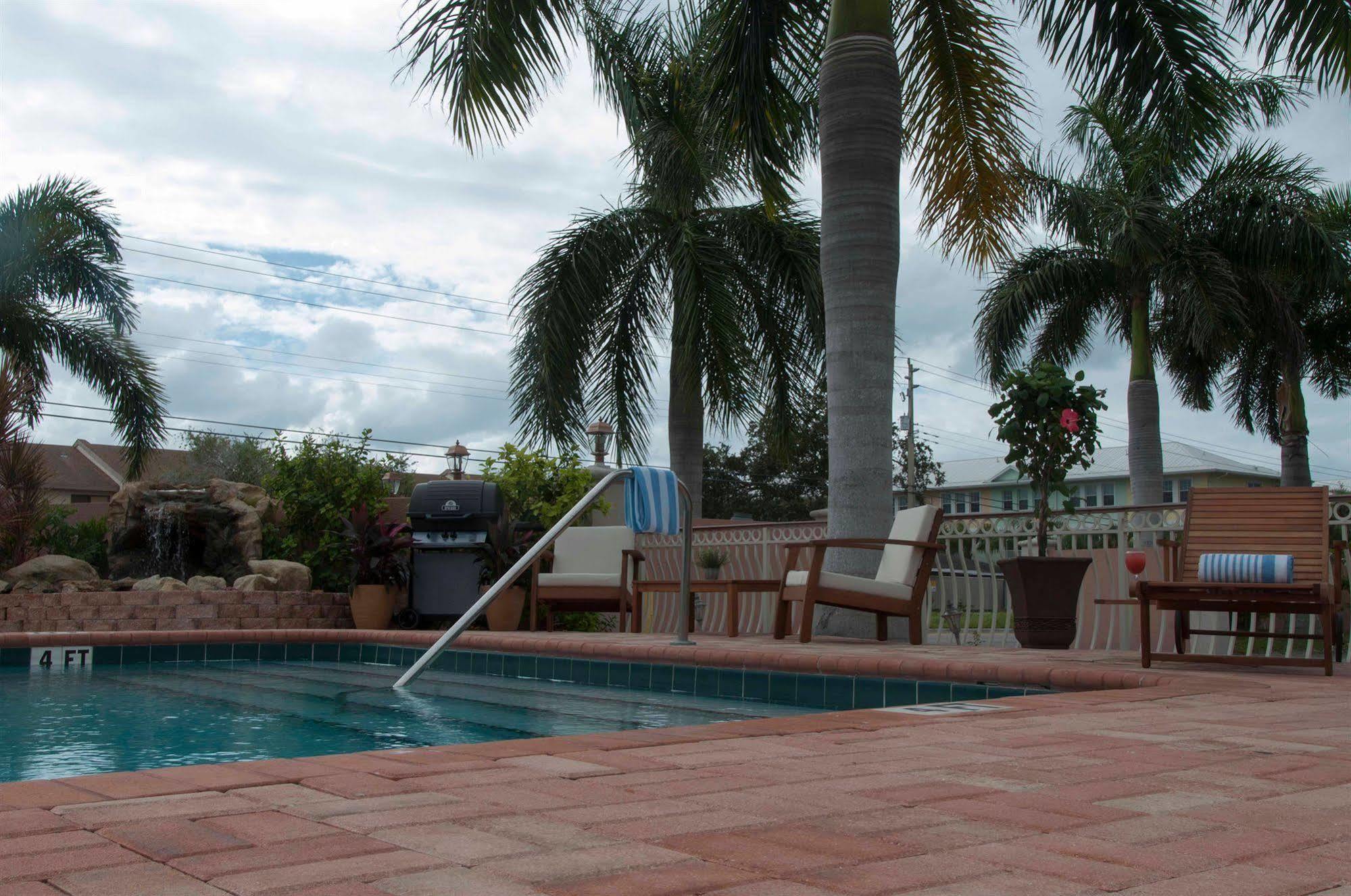Motel Hibiscus - Sarasota
