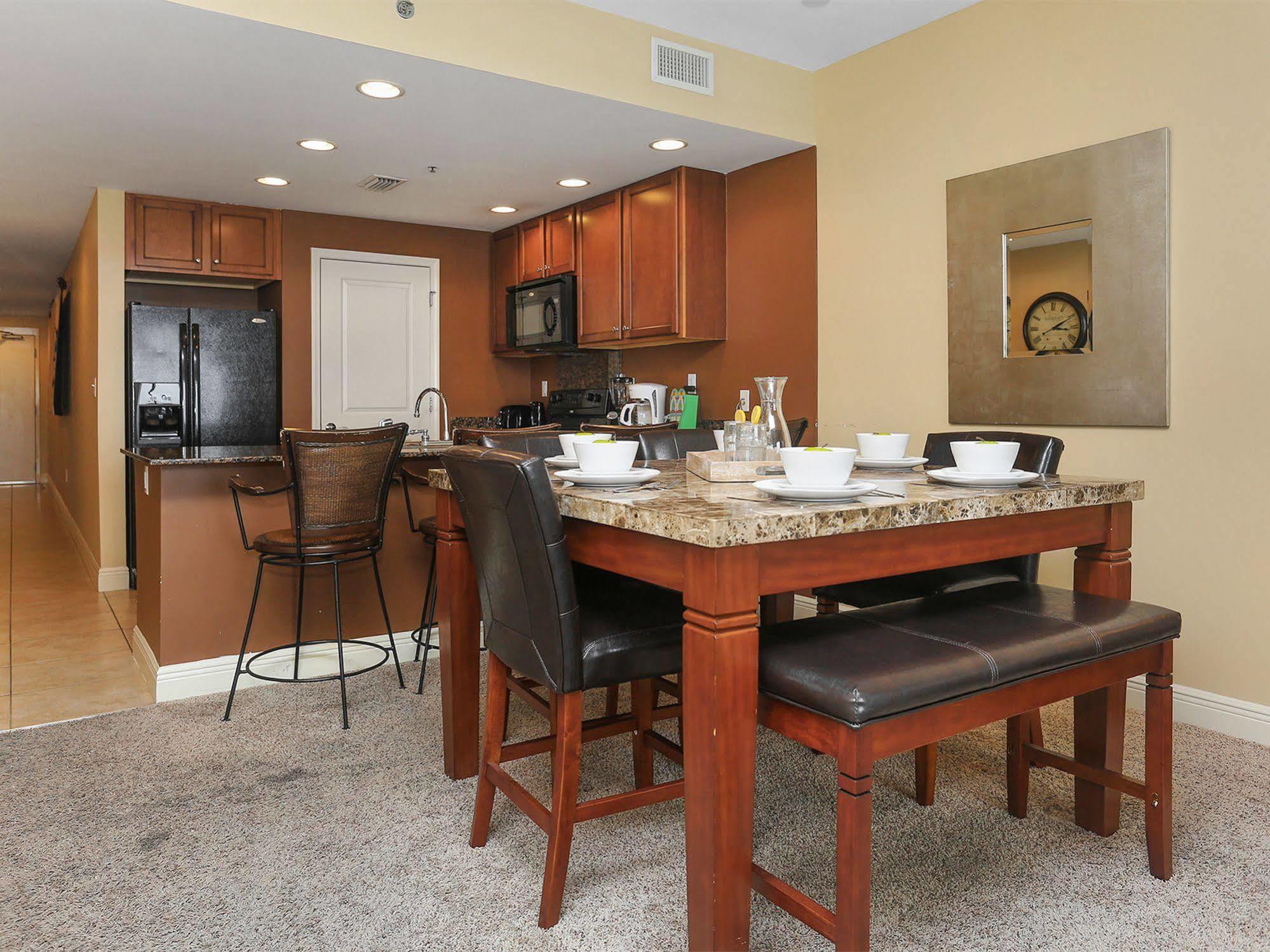 Sterling Breeze Apartment