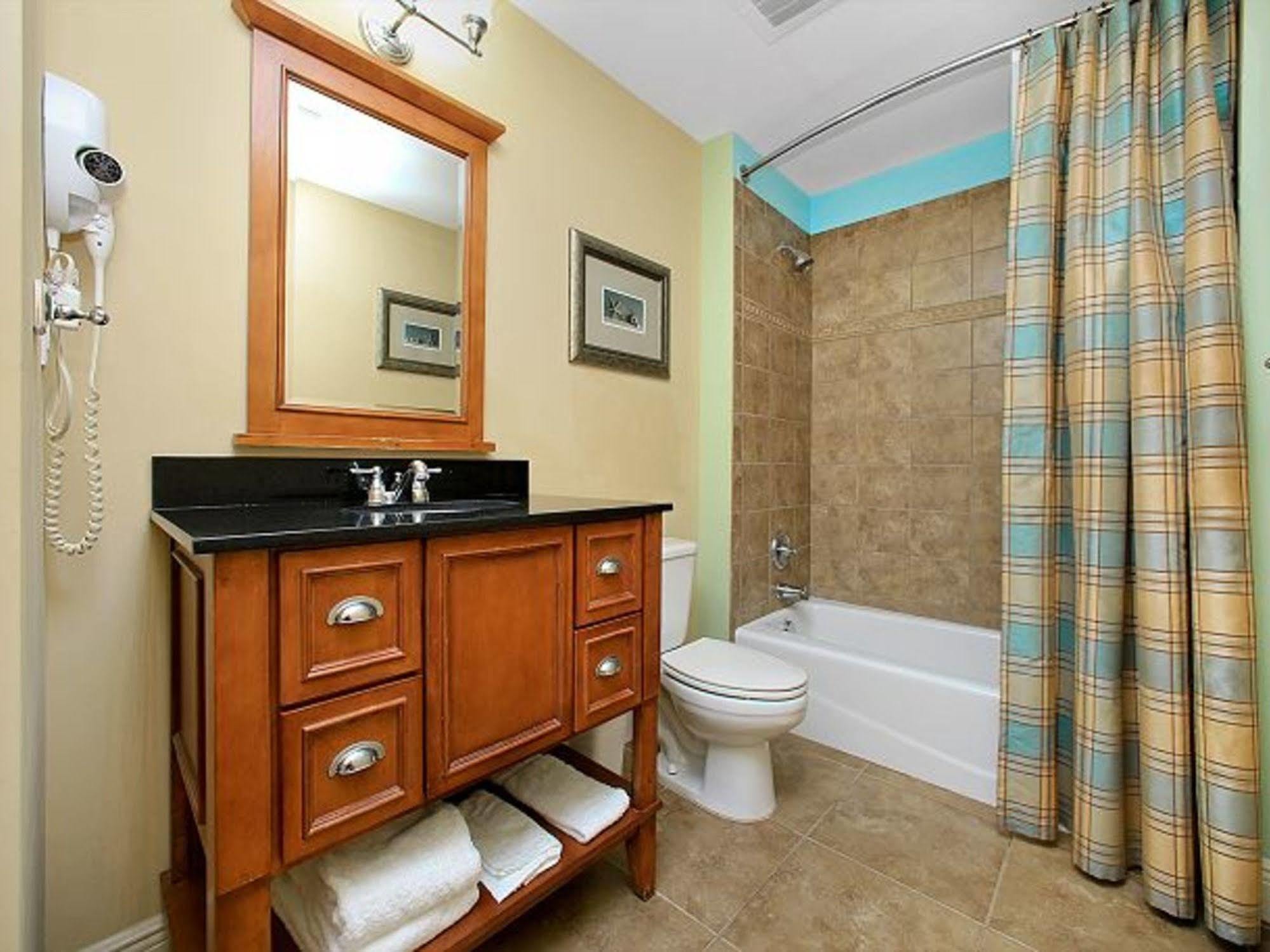 Sterling Breeze Apartment
