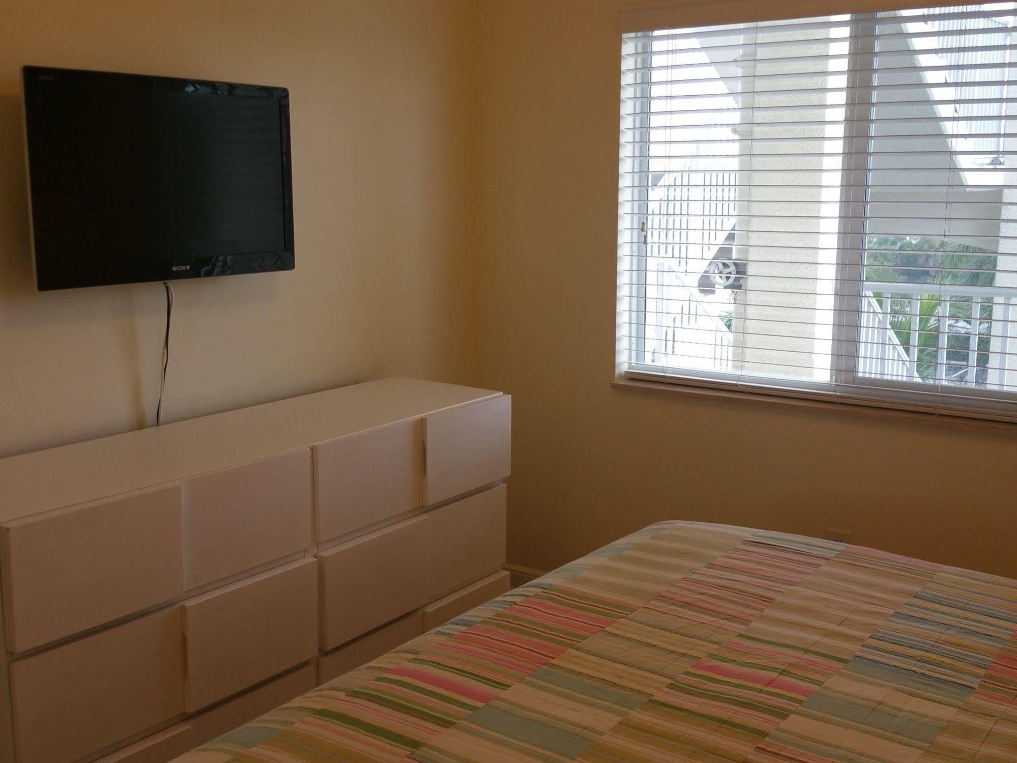 Boca Ciega By Travel Services Apartment St. Petersburg