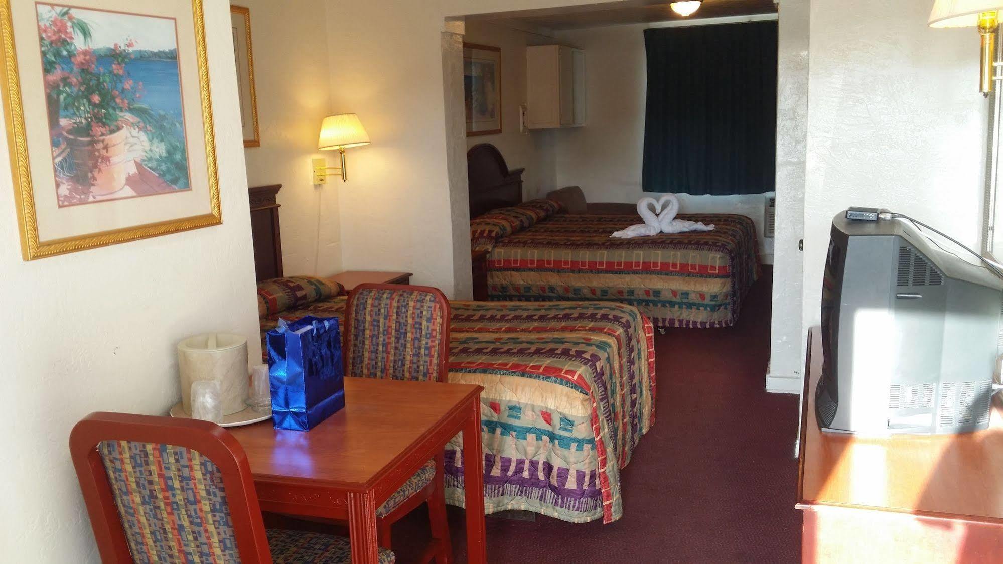 Relax Hotel