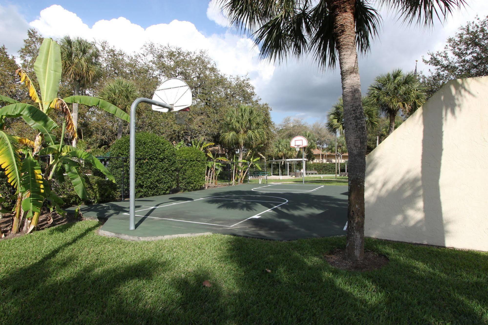 Resort Lehigh Club Lehigh Acres