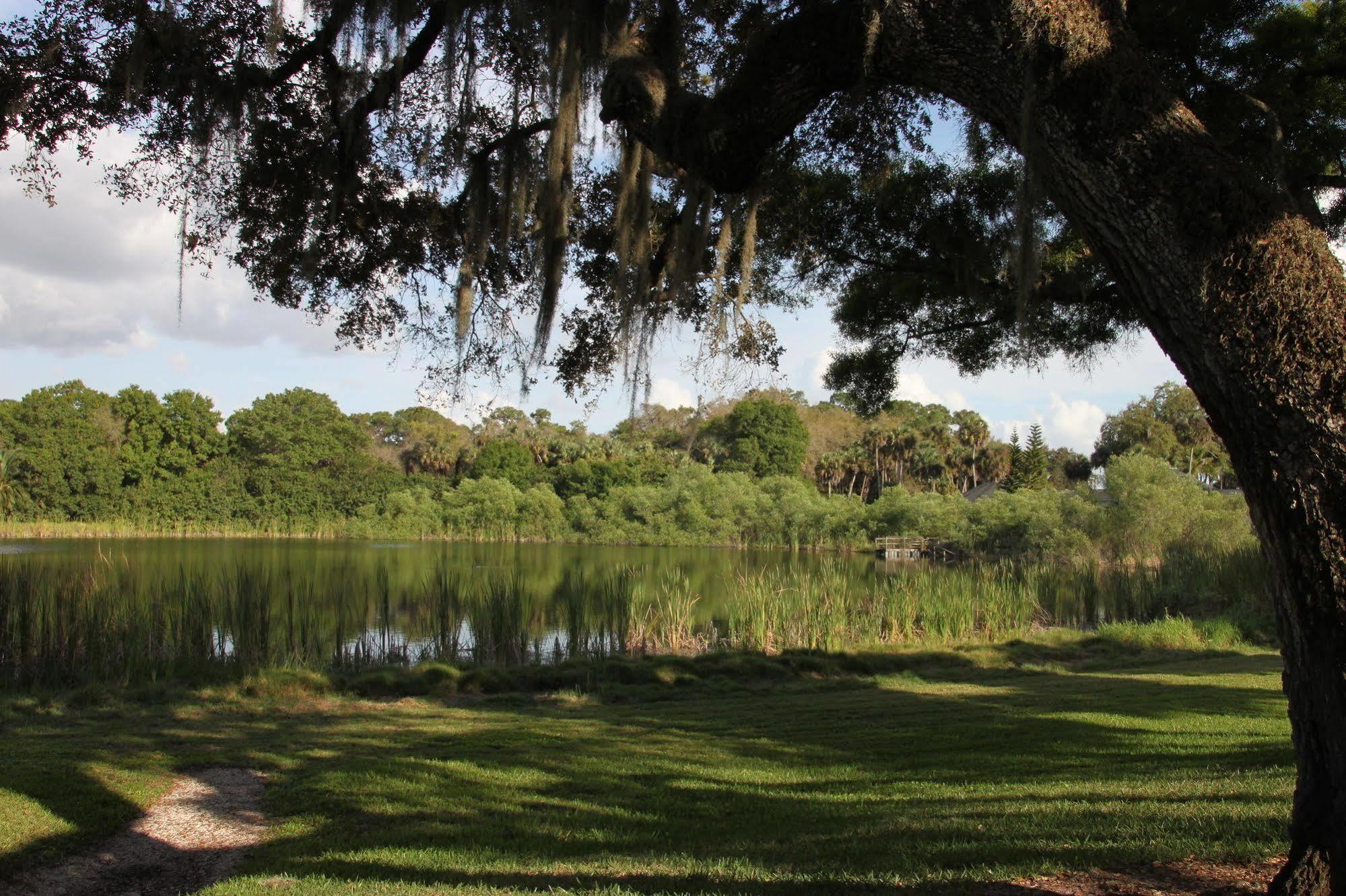 Resort Lehigh Club Lehigh Acres