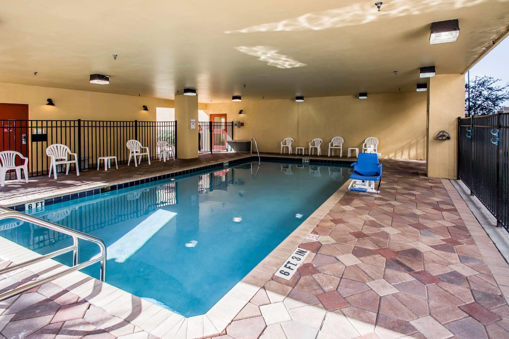 Hotel Comfort West 3*