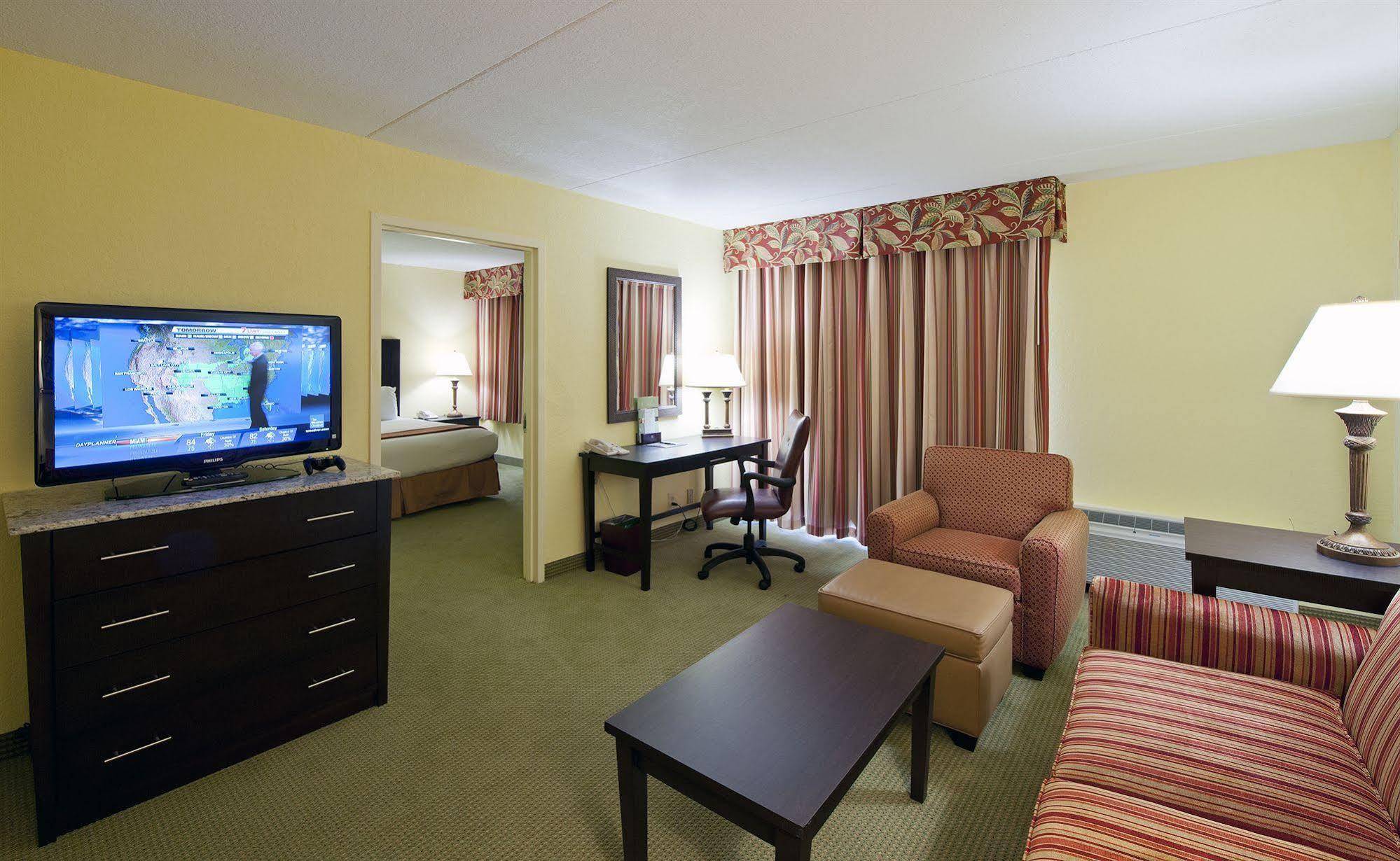 Hilton Garden Cocoa Beach-oceanfront, Fl 3*