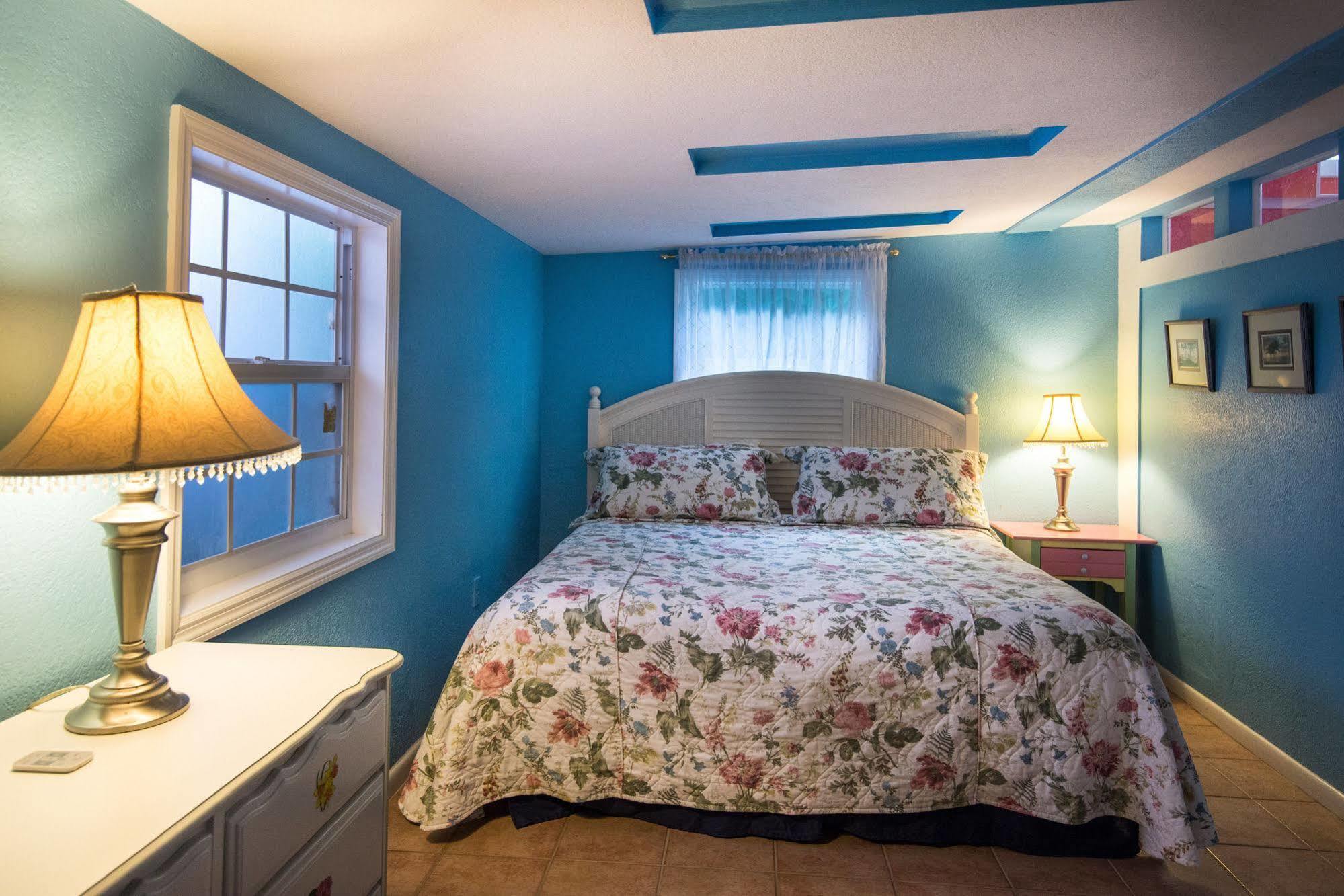 Bed & Breakfast Captiva Island Inn