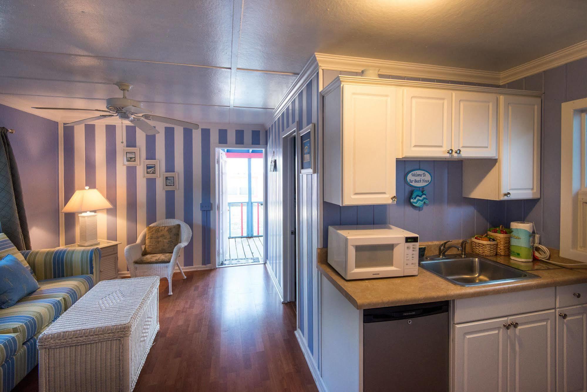 Bed & Breakfast Captiva Island Inn