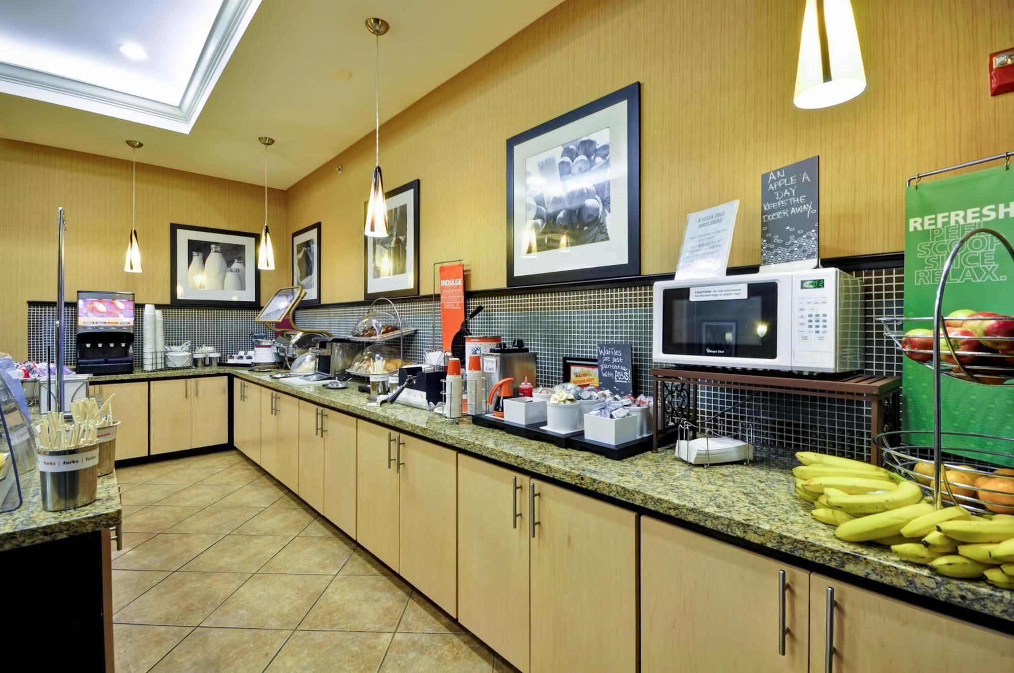 Hampton Palm Gardens 3*