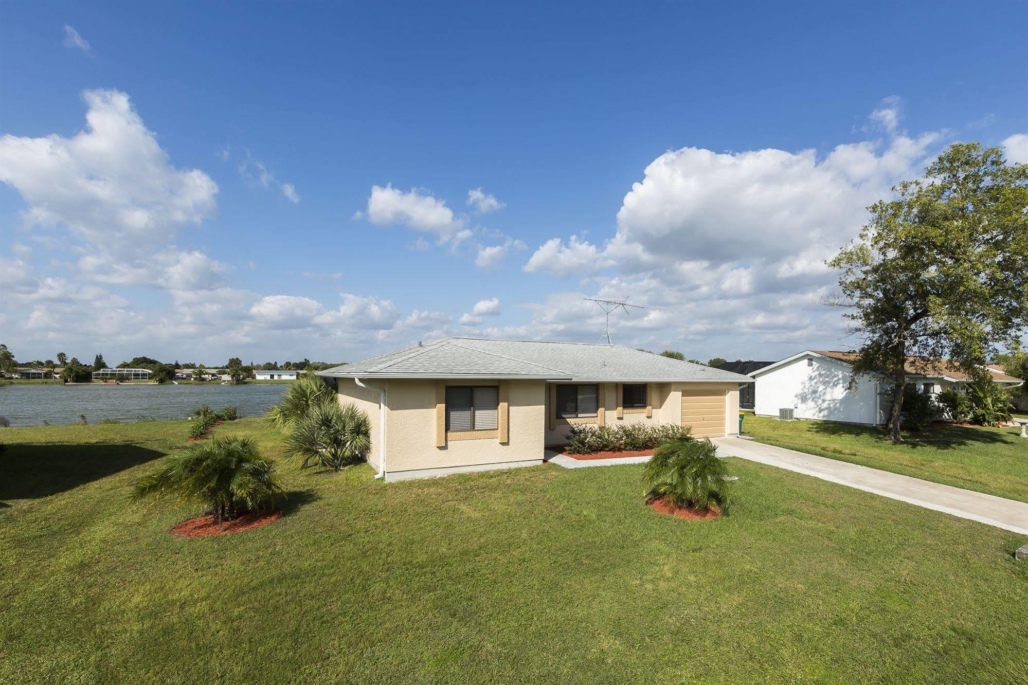 Holiday home Lilsis By The Port Charlotte