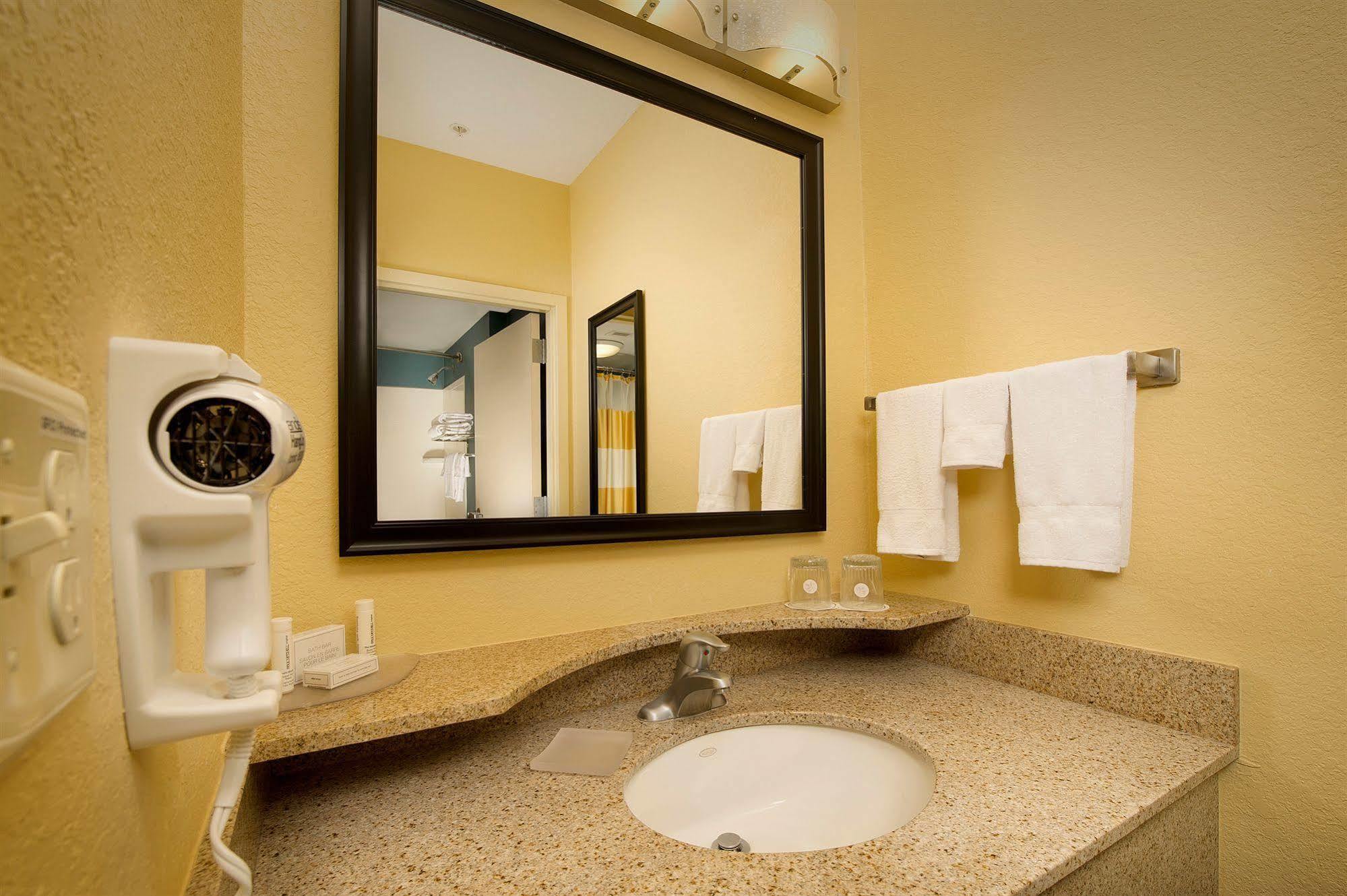 Springhill By Marriott North I-95 Area Hotel