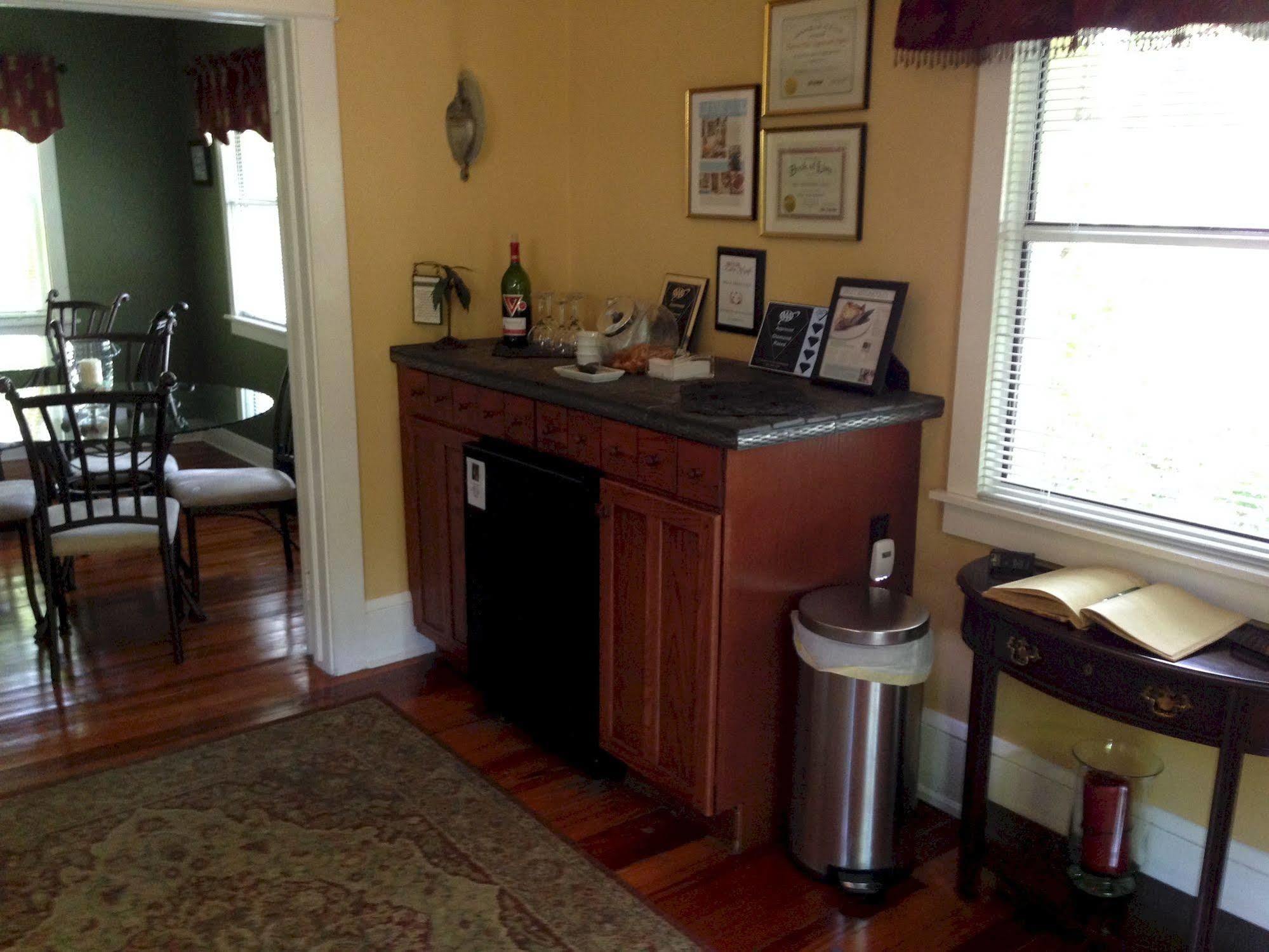 Mango Bed & Breakfast Lake Worth Beach