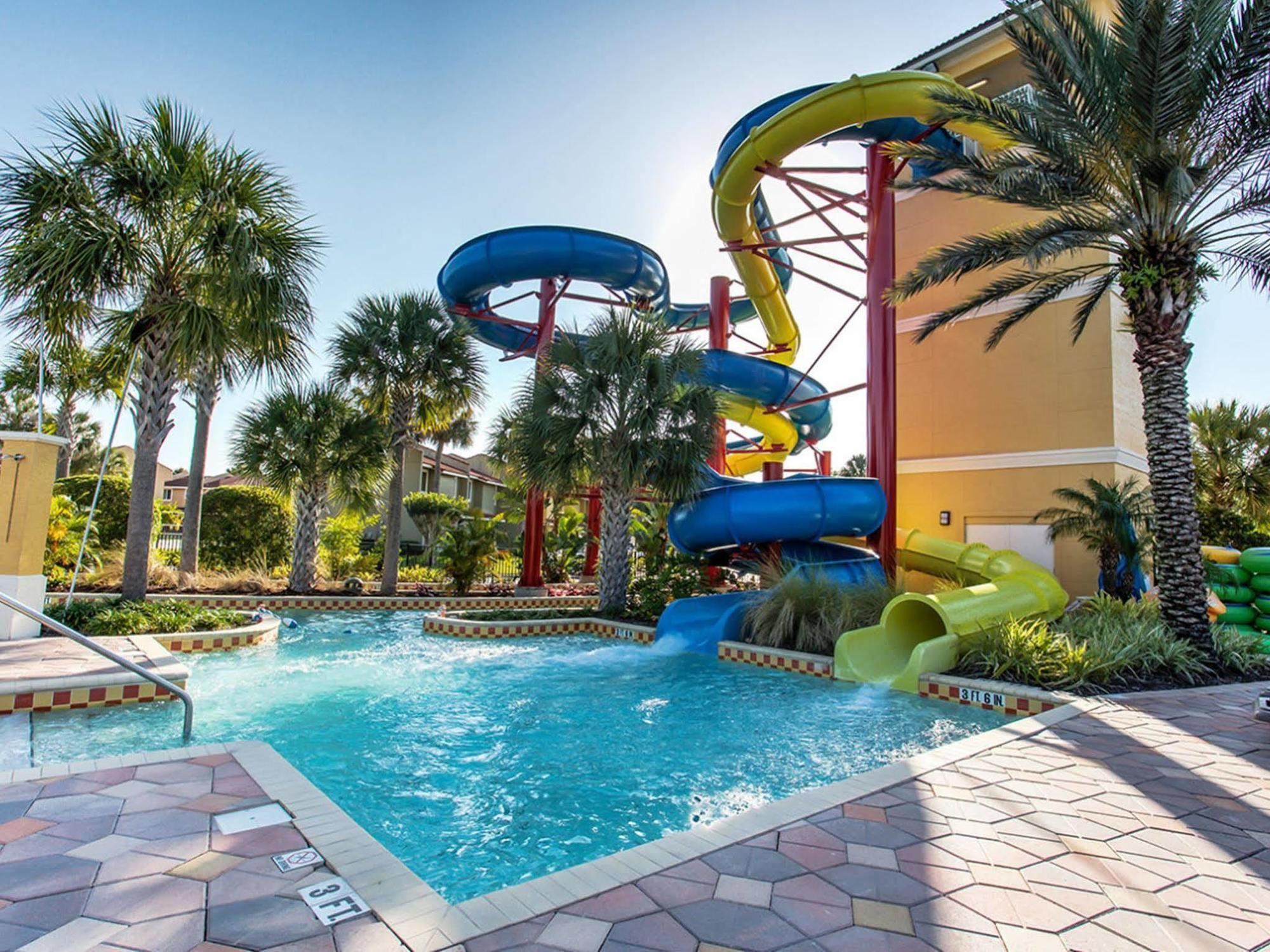 Fantasyworld Resort 3*