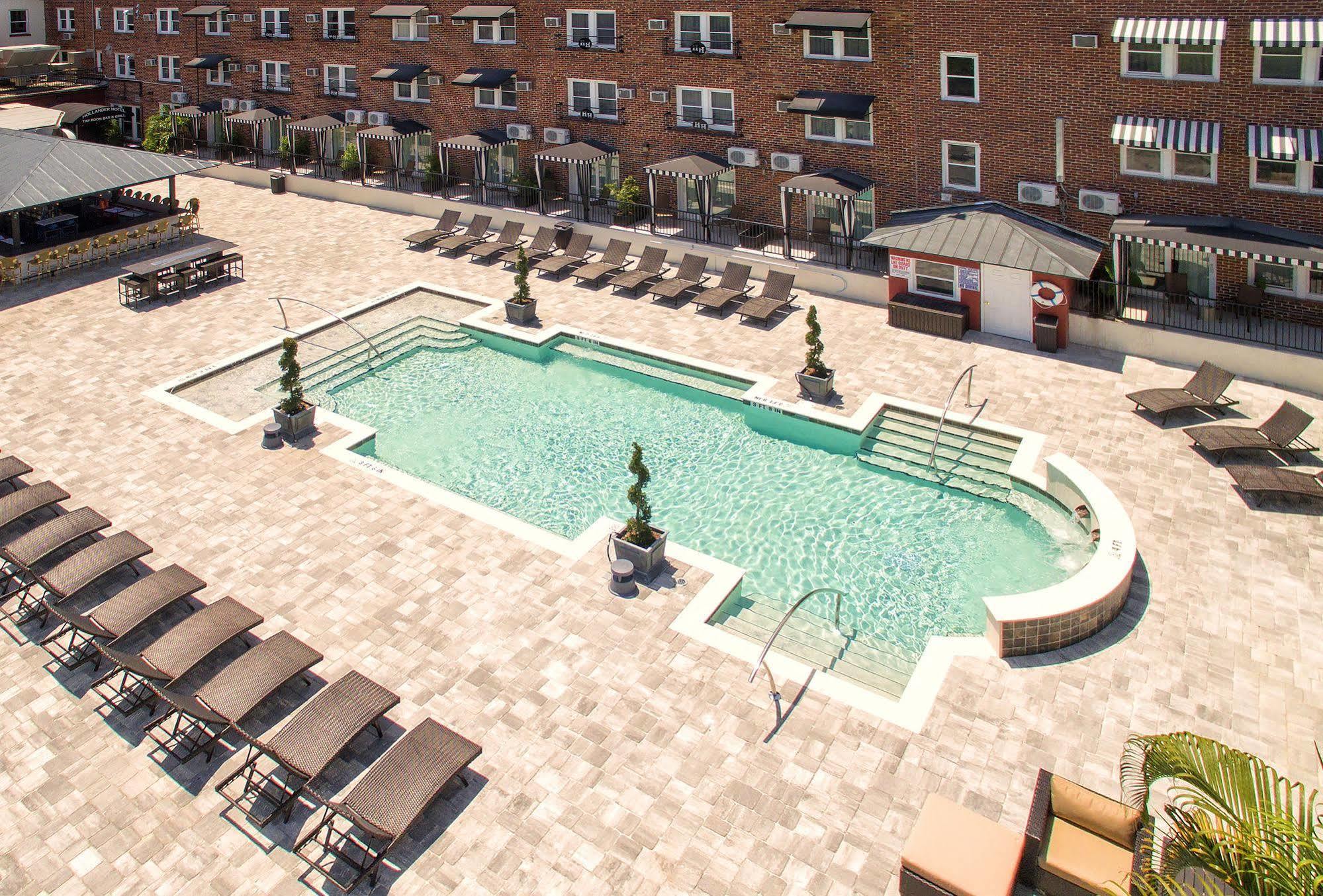 Hollander - Downtown Hotel 3*