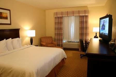 Hotel Country & By Radisson, West, Fl