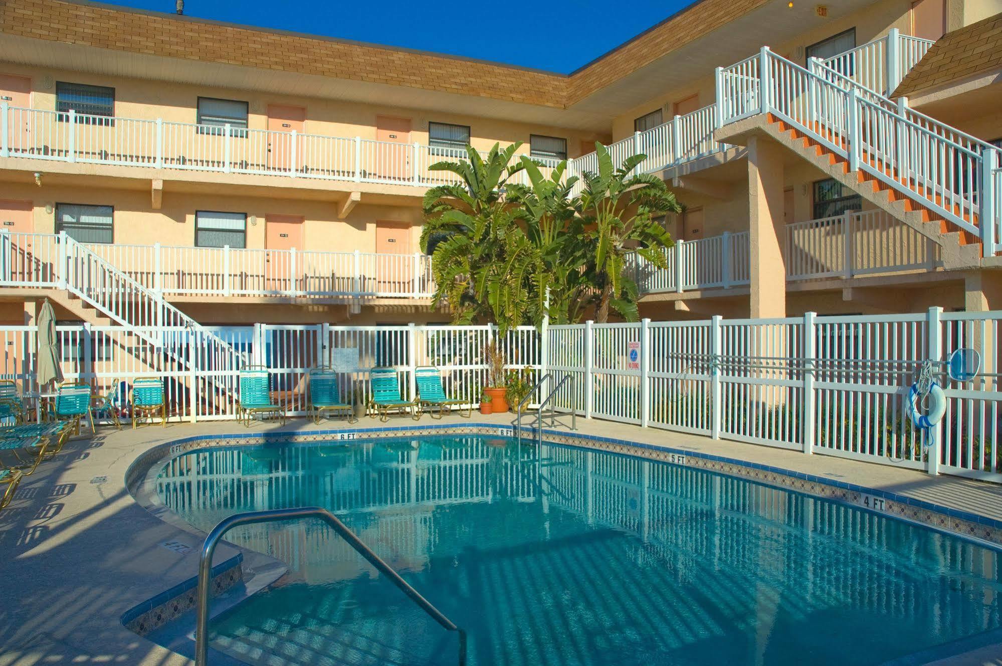 Tuckaway Shores Resort