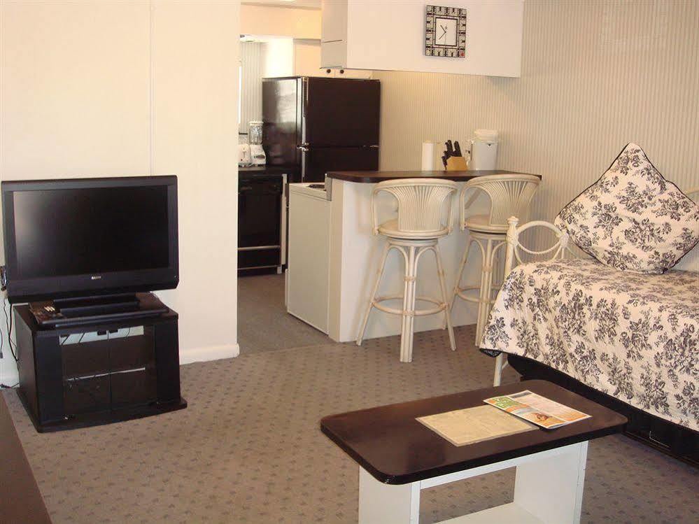Shell Hotel 3*