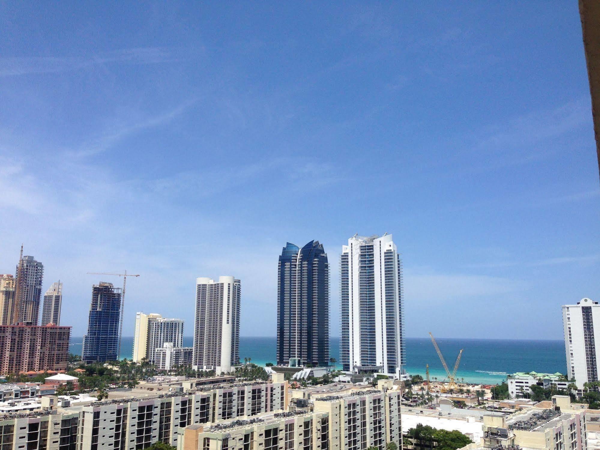 Miami Waterfront Apartment
