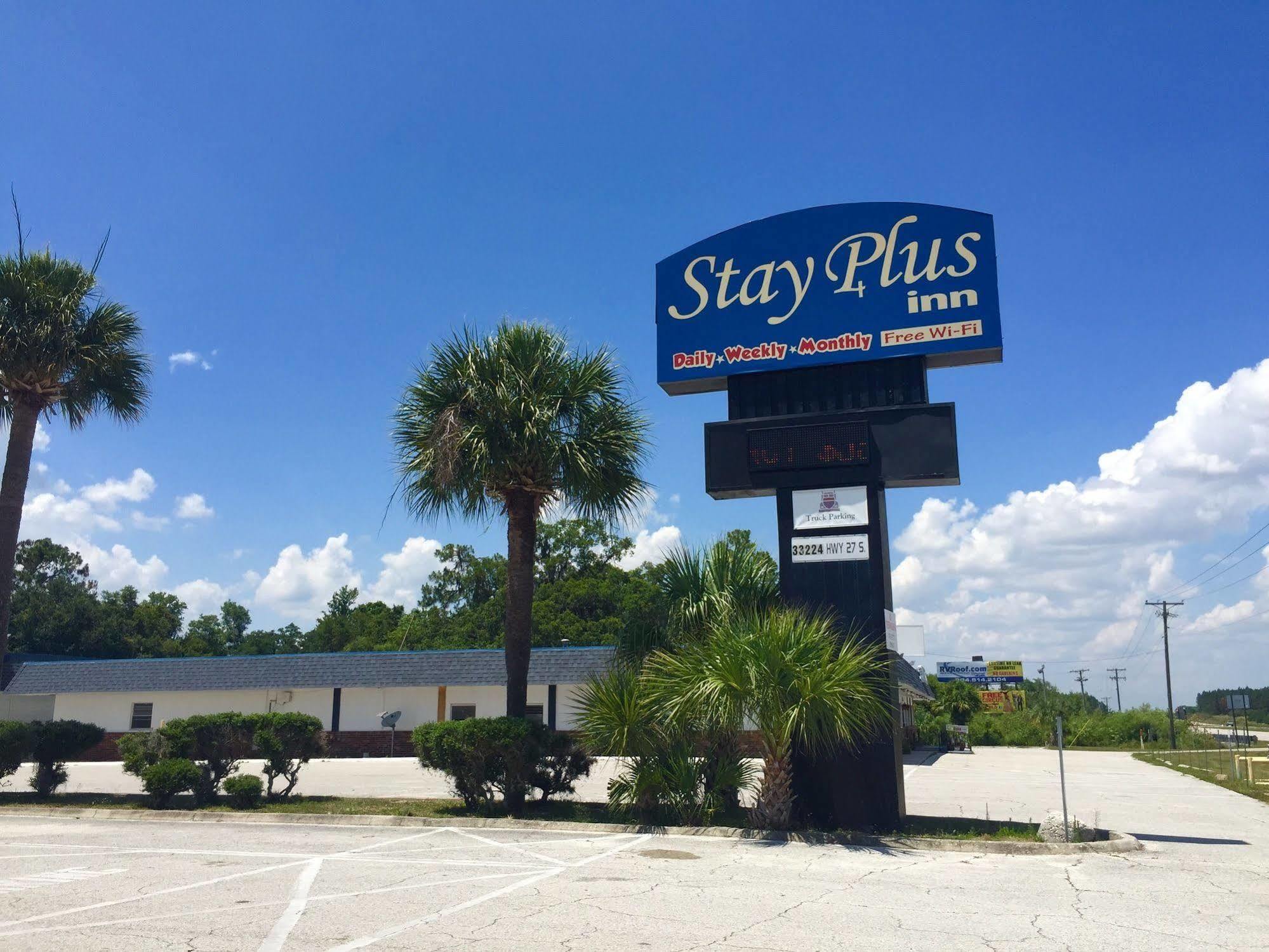 Plus Motel