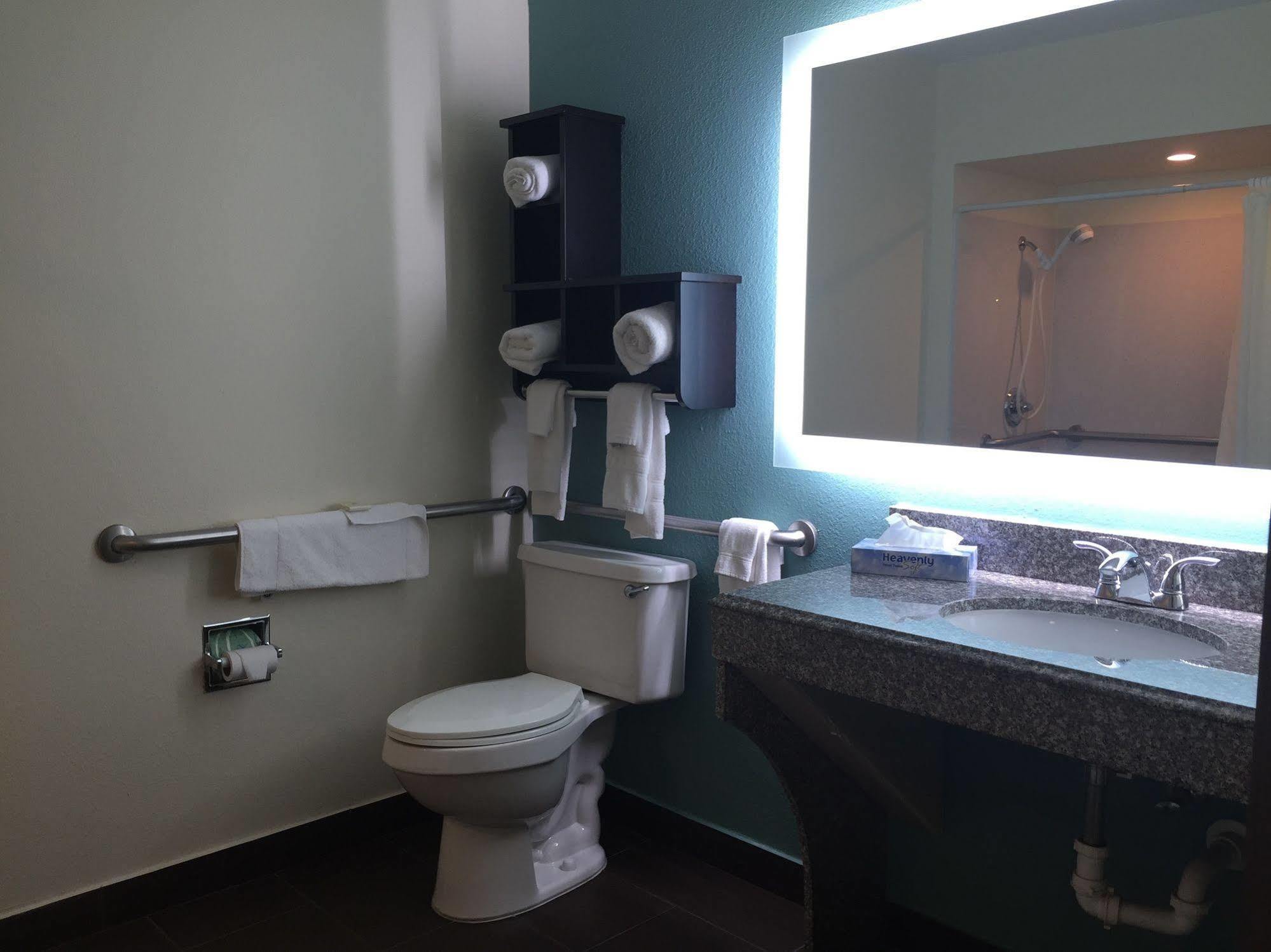 Western Mayport And Hotel 3*
