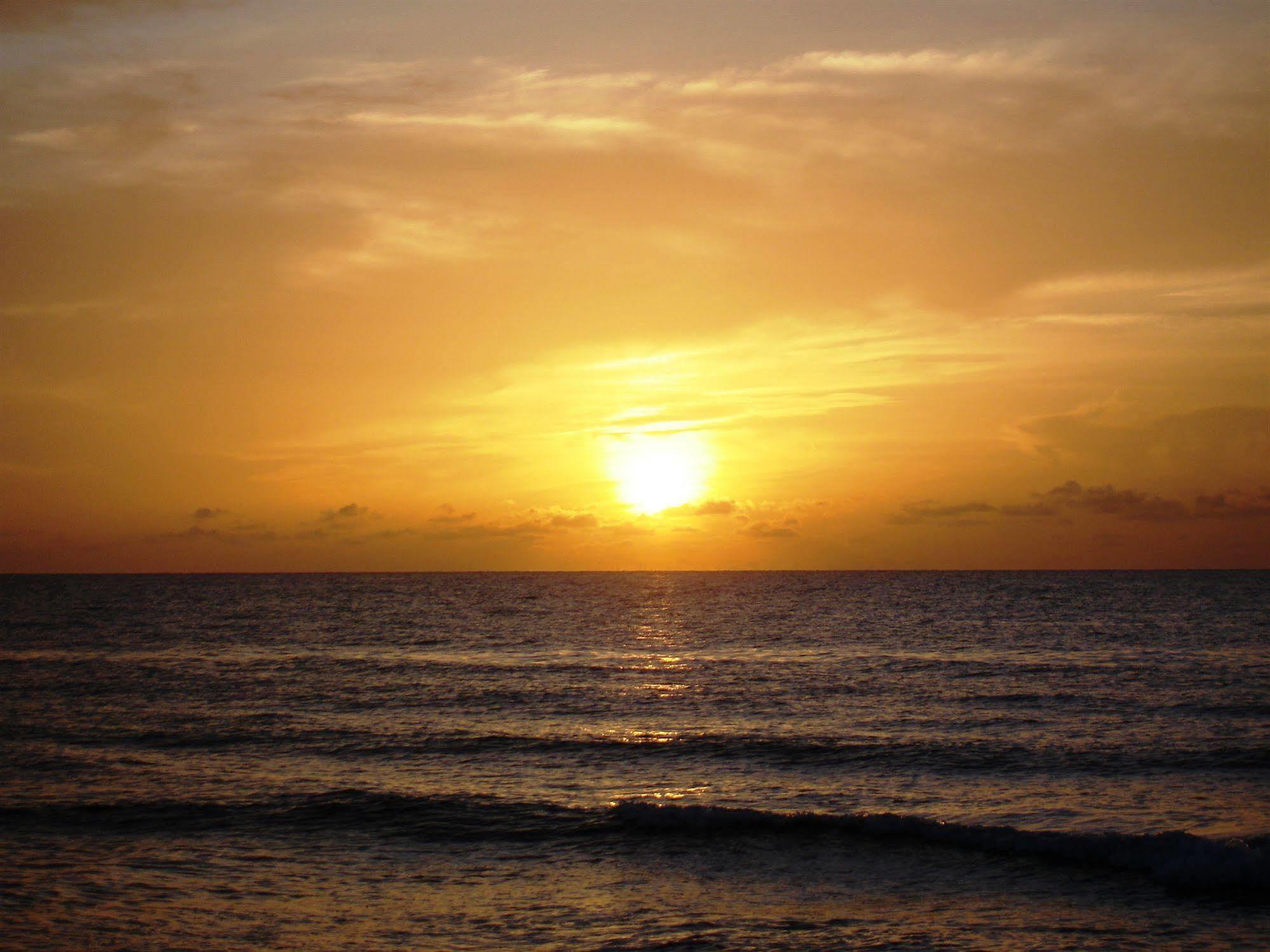 Home2 Ormond Oceanfront, Fl