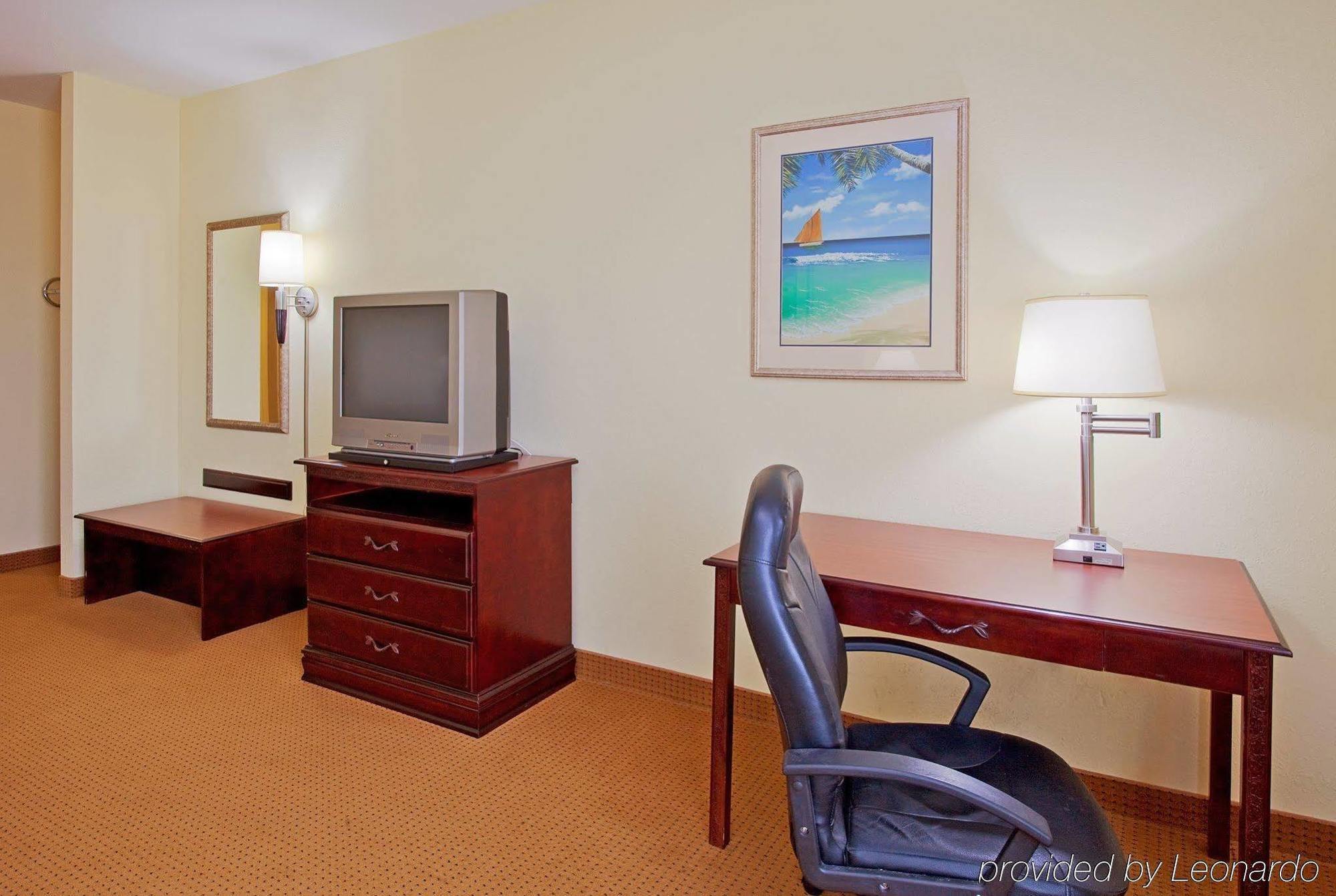 Hotel Express & City-tyndall Panama City