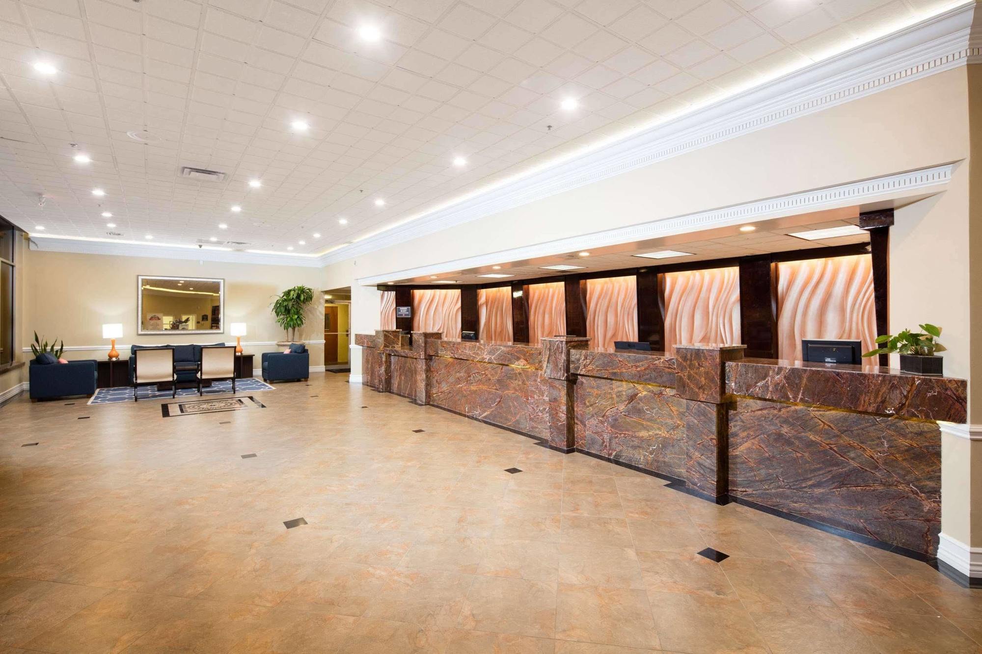 Maingate Hotel
