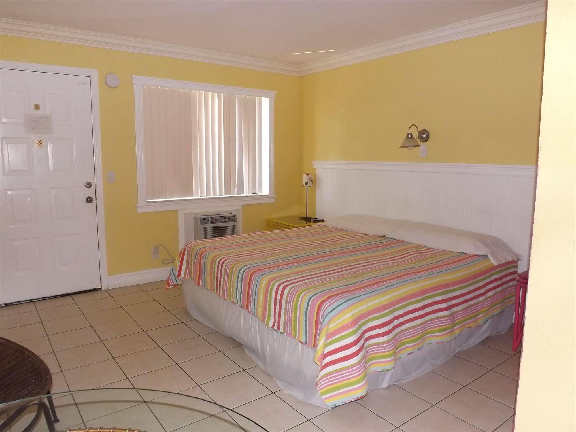 Motel Palm Breeze Hotel Lake Worth Beach