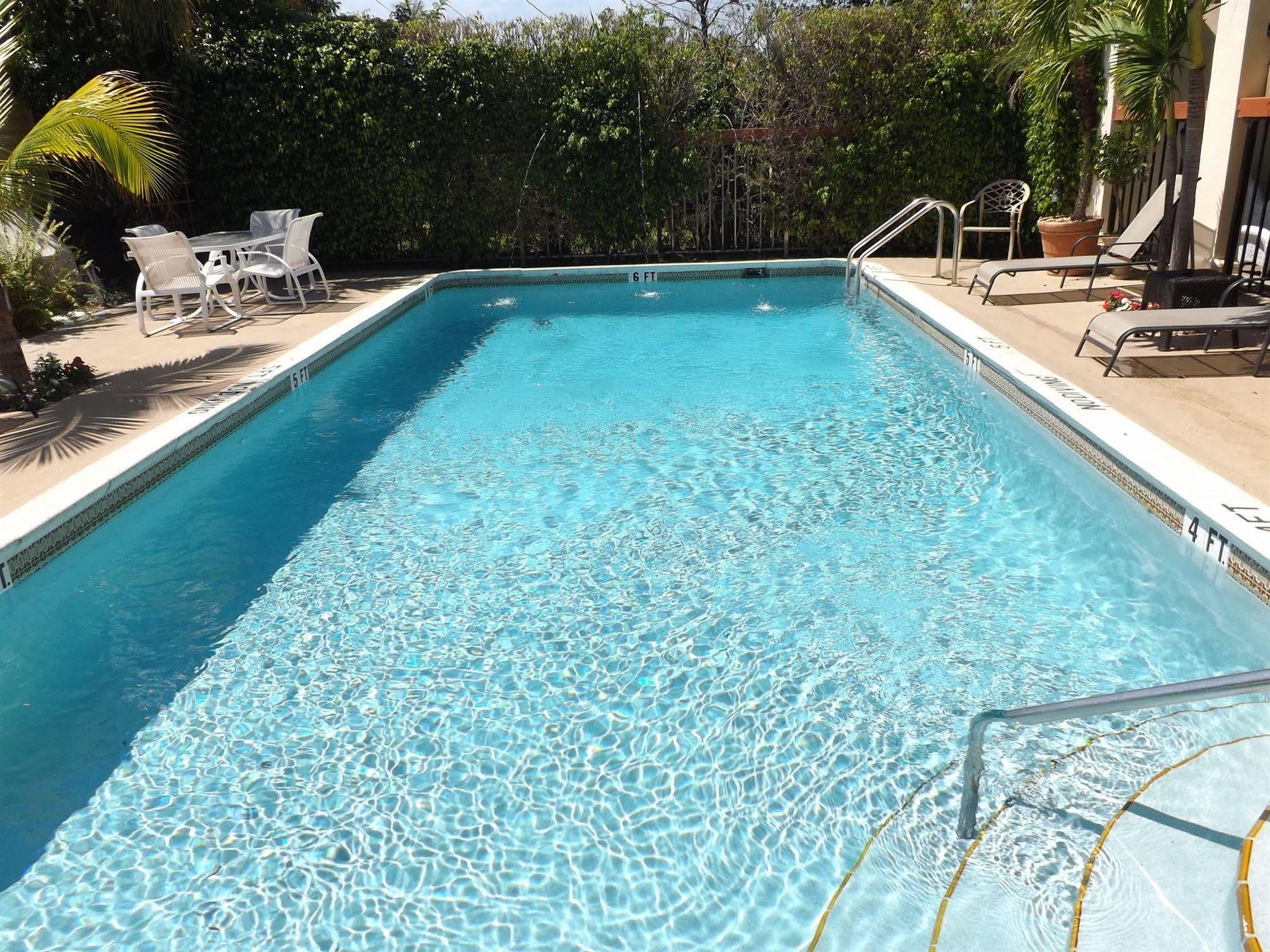 Motel Palm Breeze Hotel