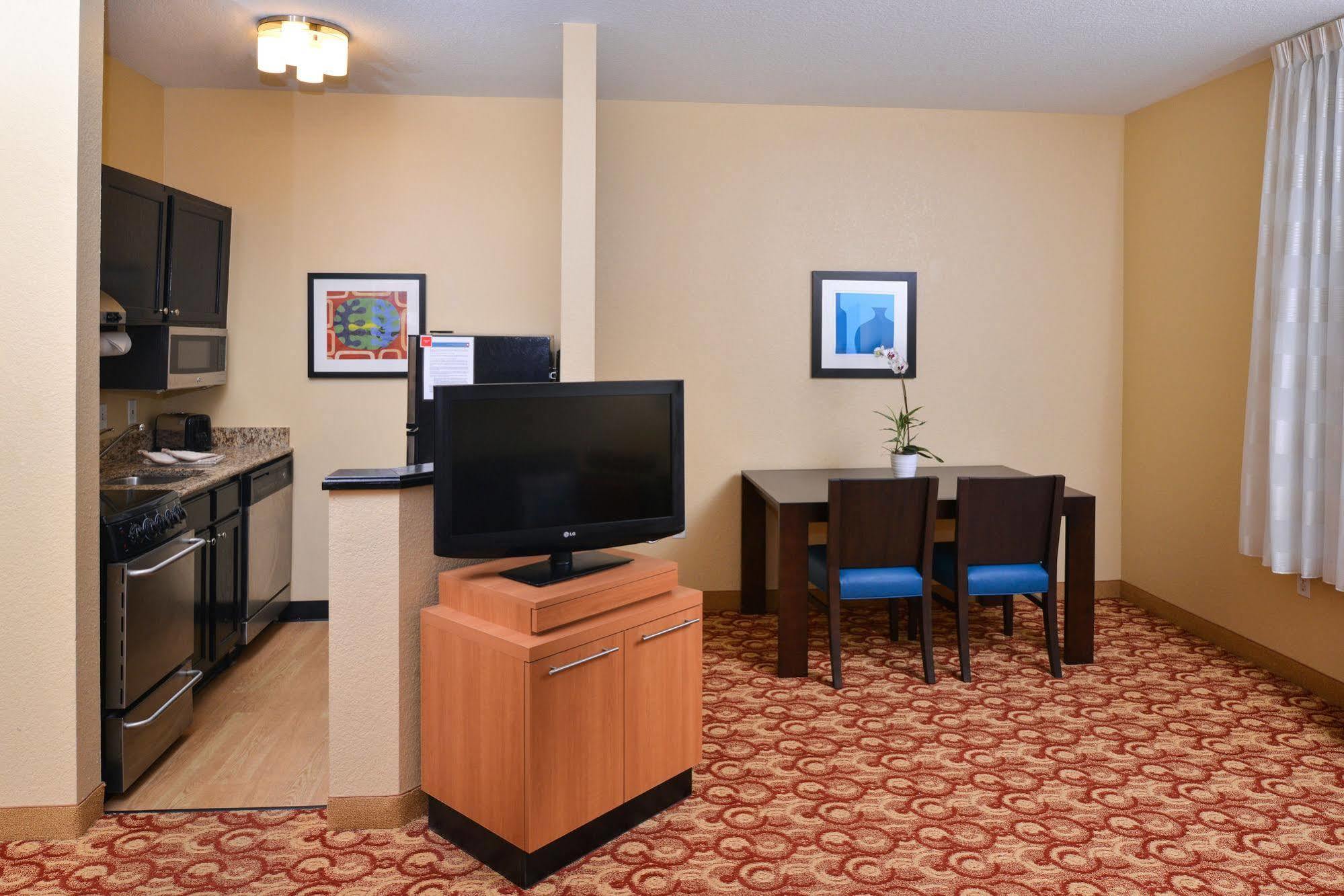 Towneplace Miami West Area Doral