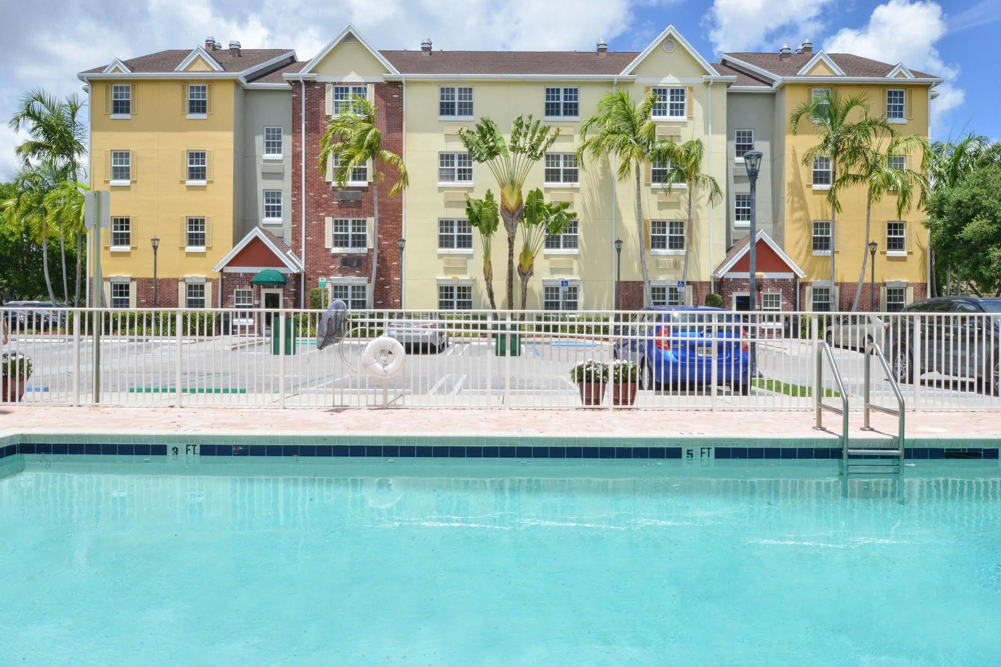 Towneplace Miami West Area 3*