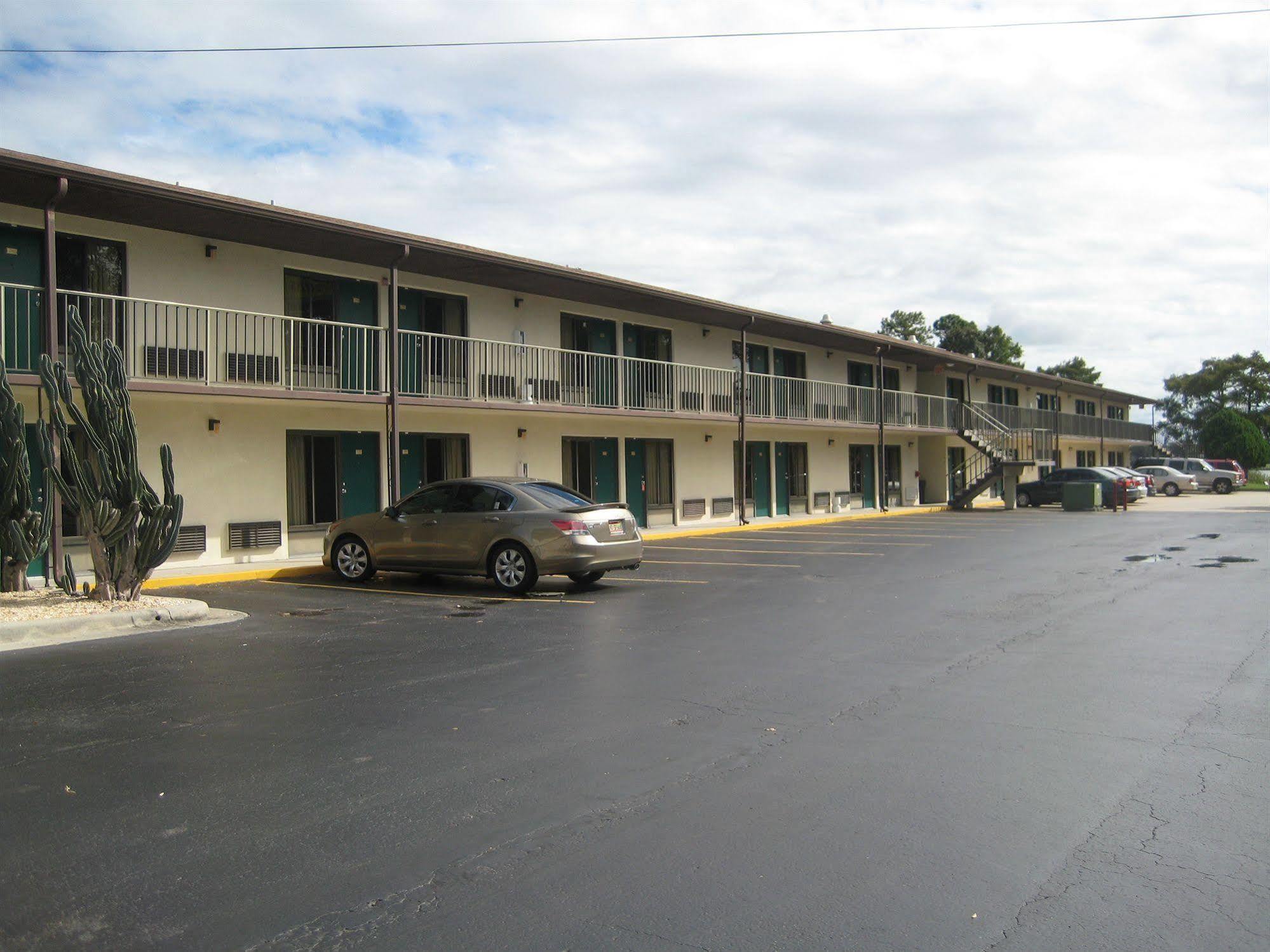 Motel Golden Link 2*
