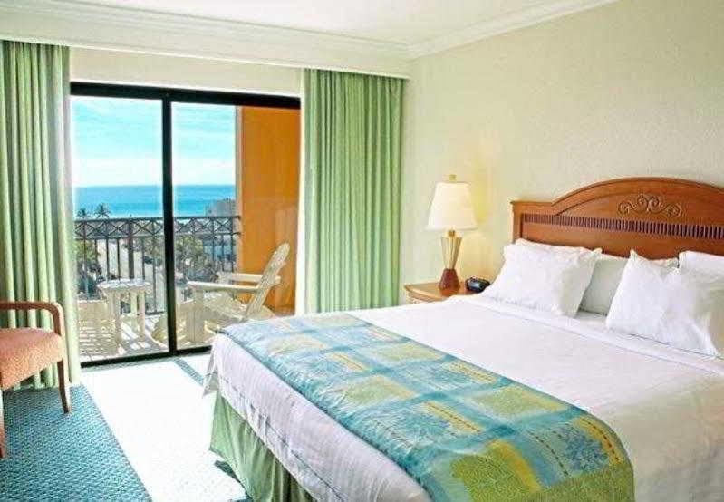 The Atlantic On The Ave 4*