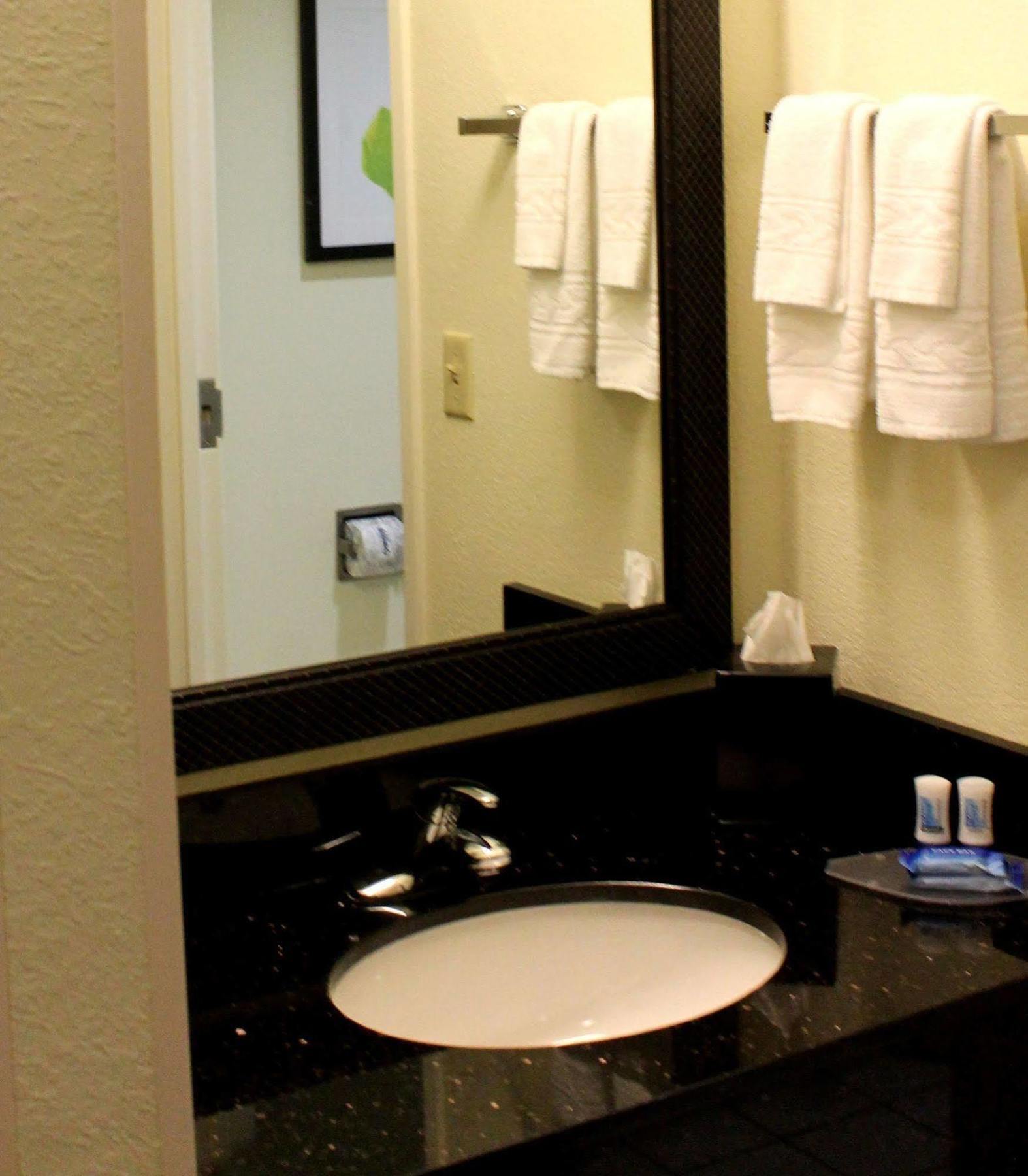 Fairfield & By Marriott Hotel 3*