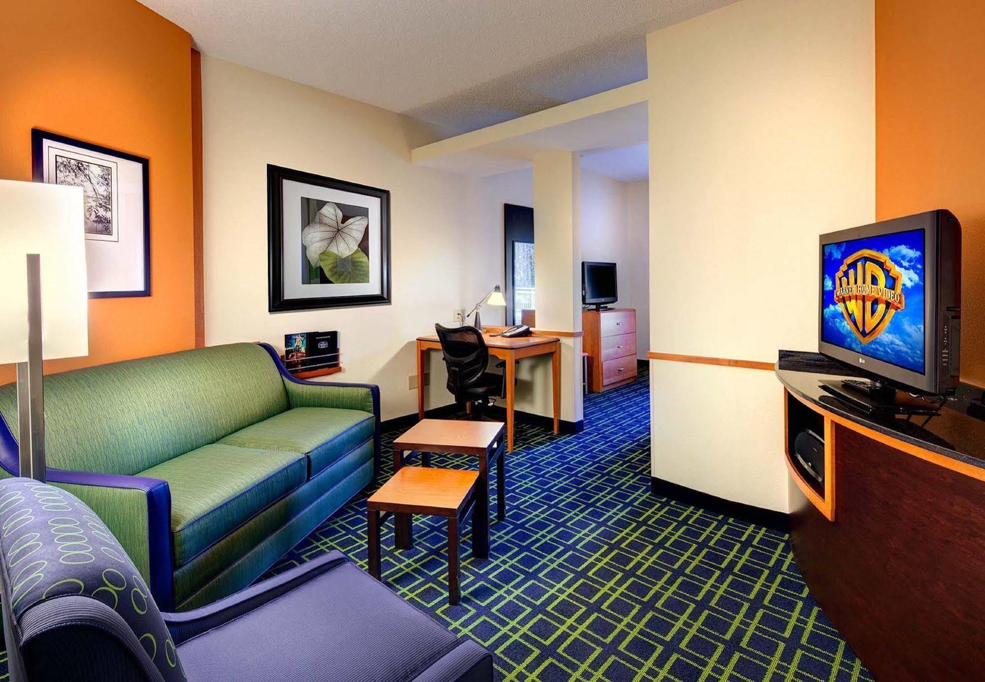 Fairfield & By Marriott Hotel 3*