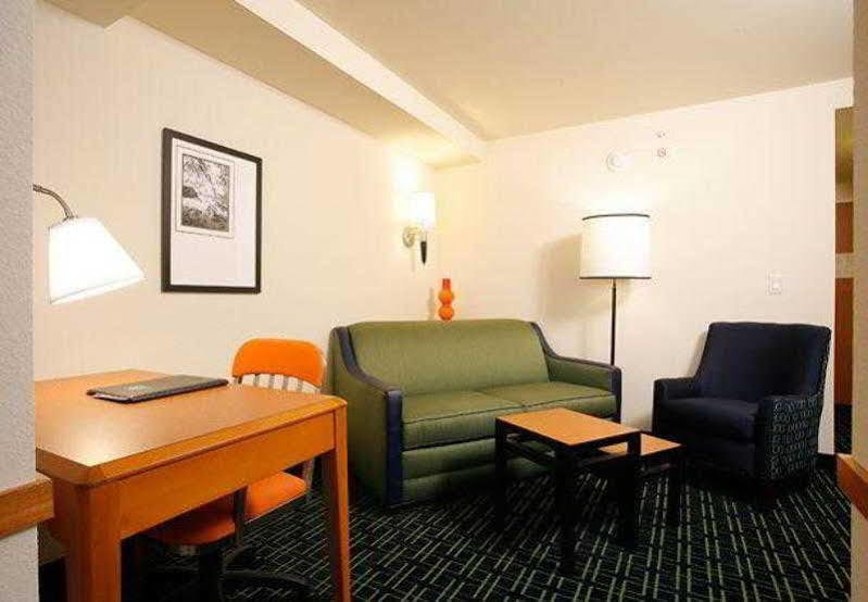 Fairfield By Marriott & West/palm Bay