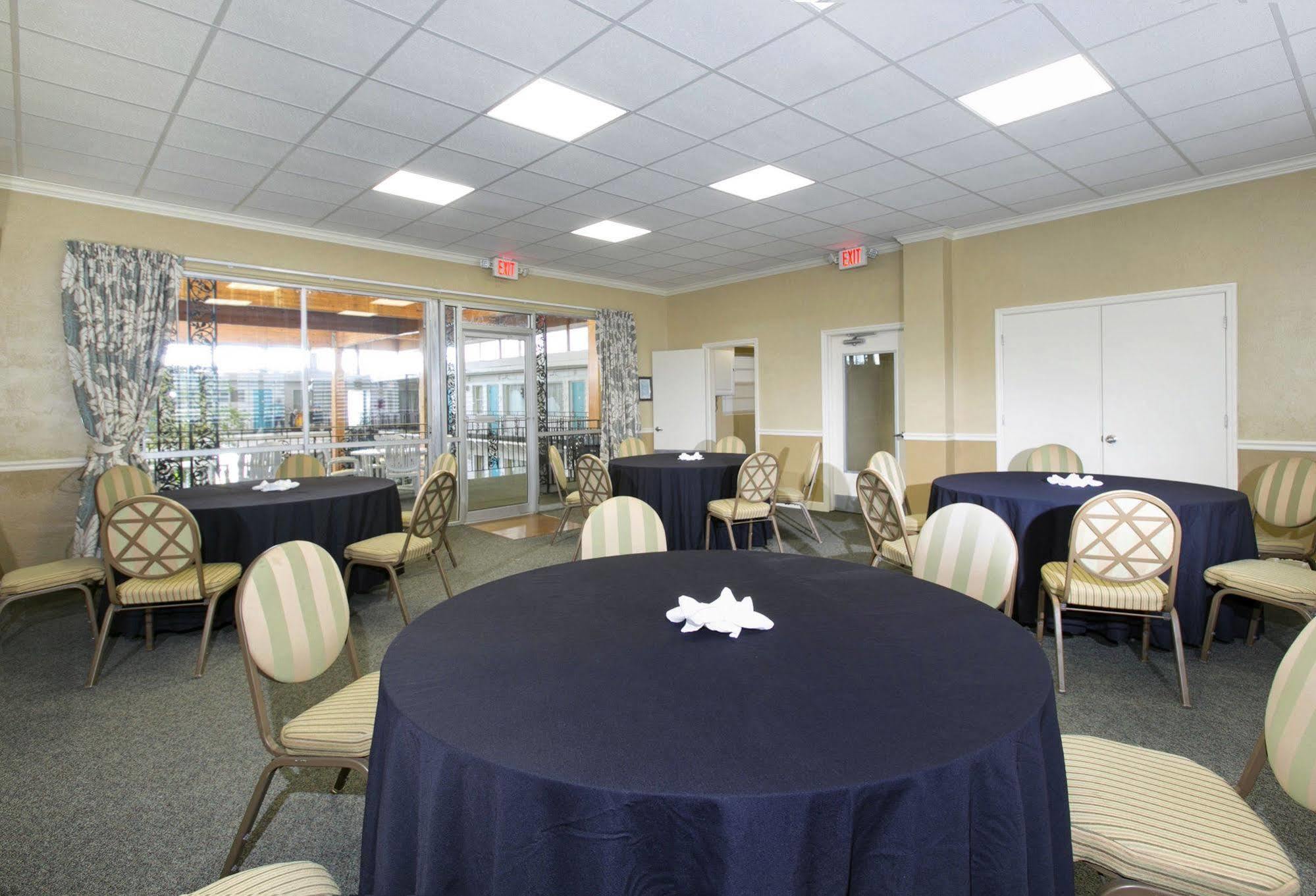 Perry's Ocean-edge Resort Daytona Beach