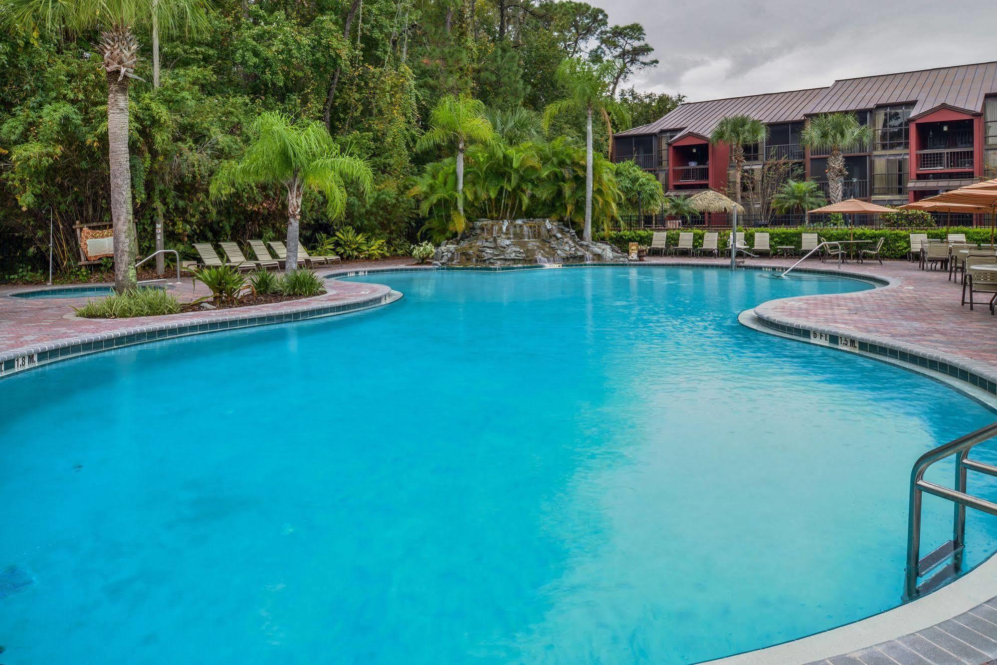 Parkway International Resort 3*