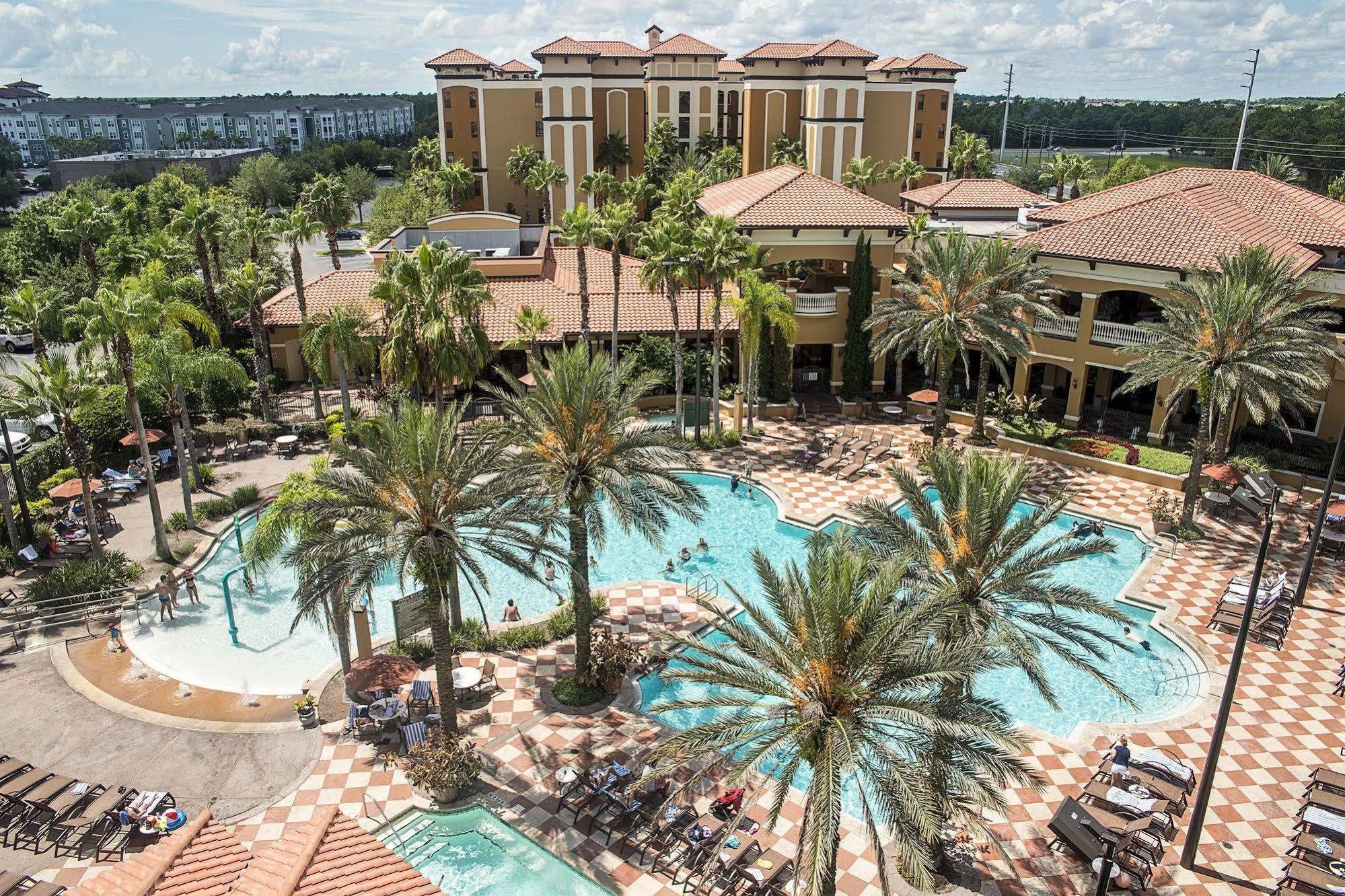 Resort Floridays Orlando Two & Three Bed