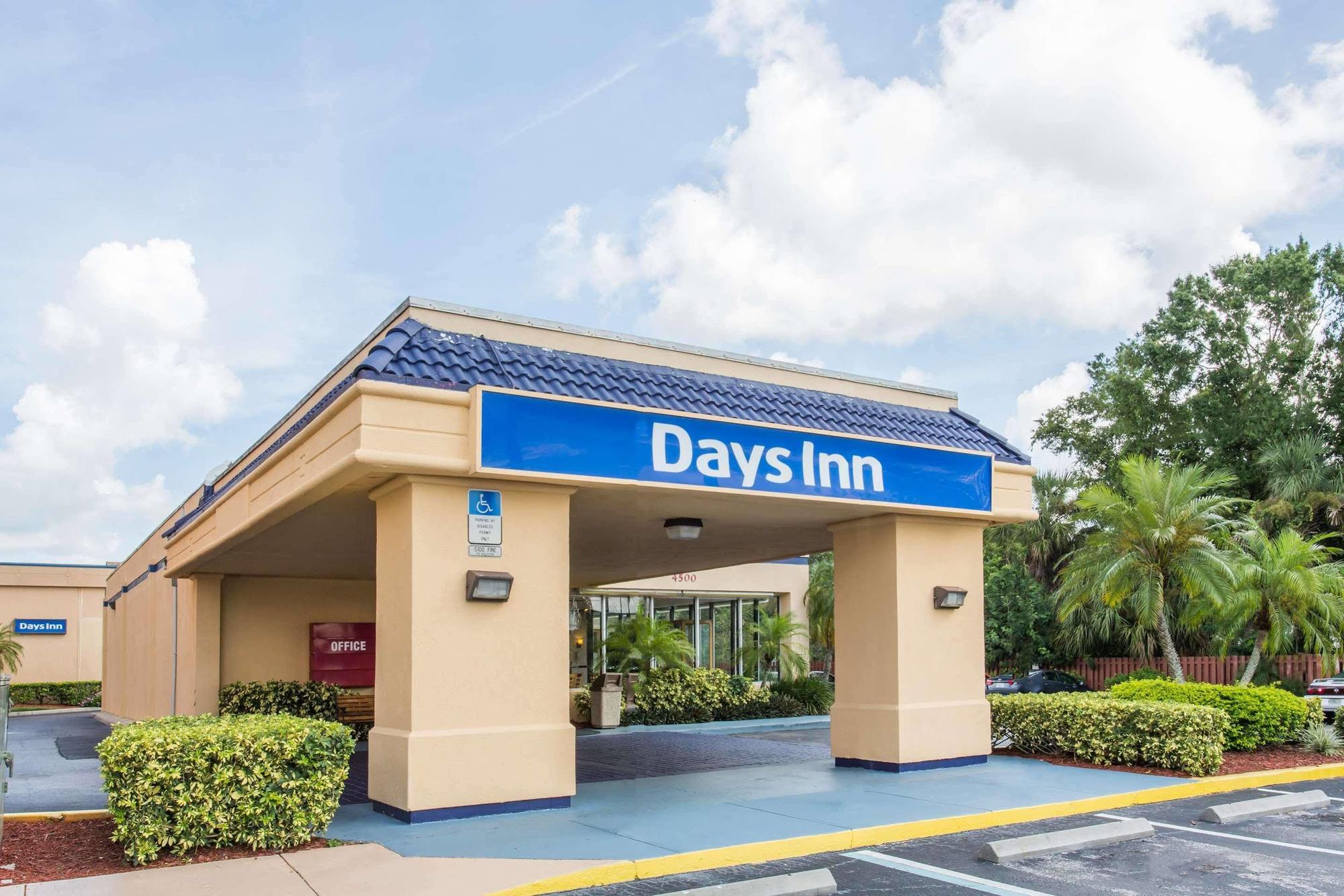 Days By Wyndham Hotel 2*
